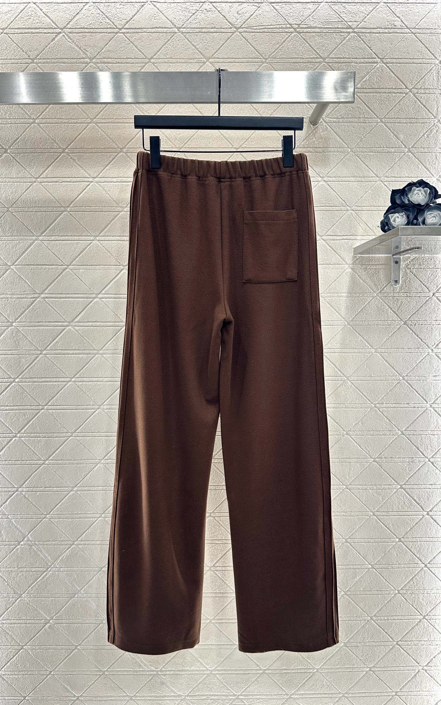 ♥Miumi*♥2025新品上架 螺纹棒球外套长裤套装定制YB进口棉纶材质，质感光泽，垂顺舒适，廓形棒球