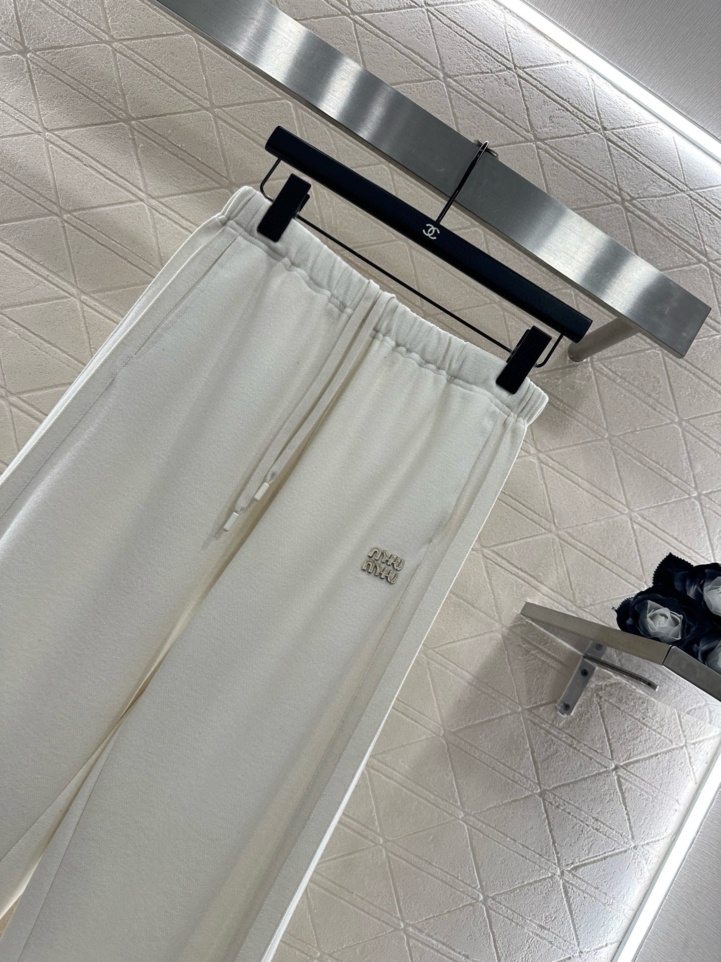 ♥Miumi*♥2025新品上架 螺纹棒球外套长裤套装定制YB进口棉纶材质，质感光泽，垂顺舒适，廓形棒球