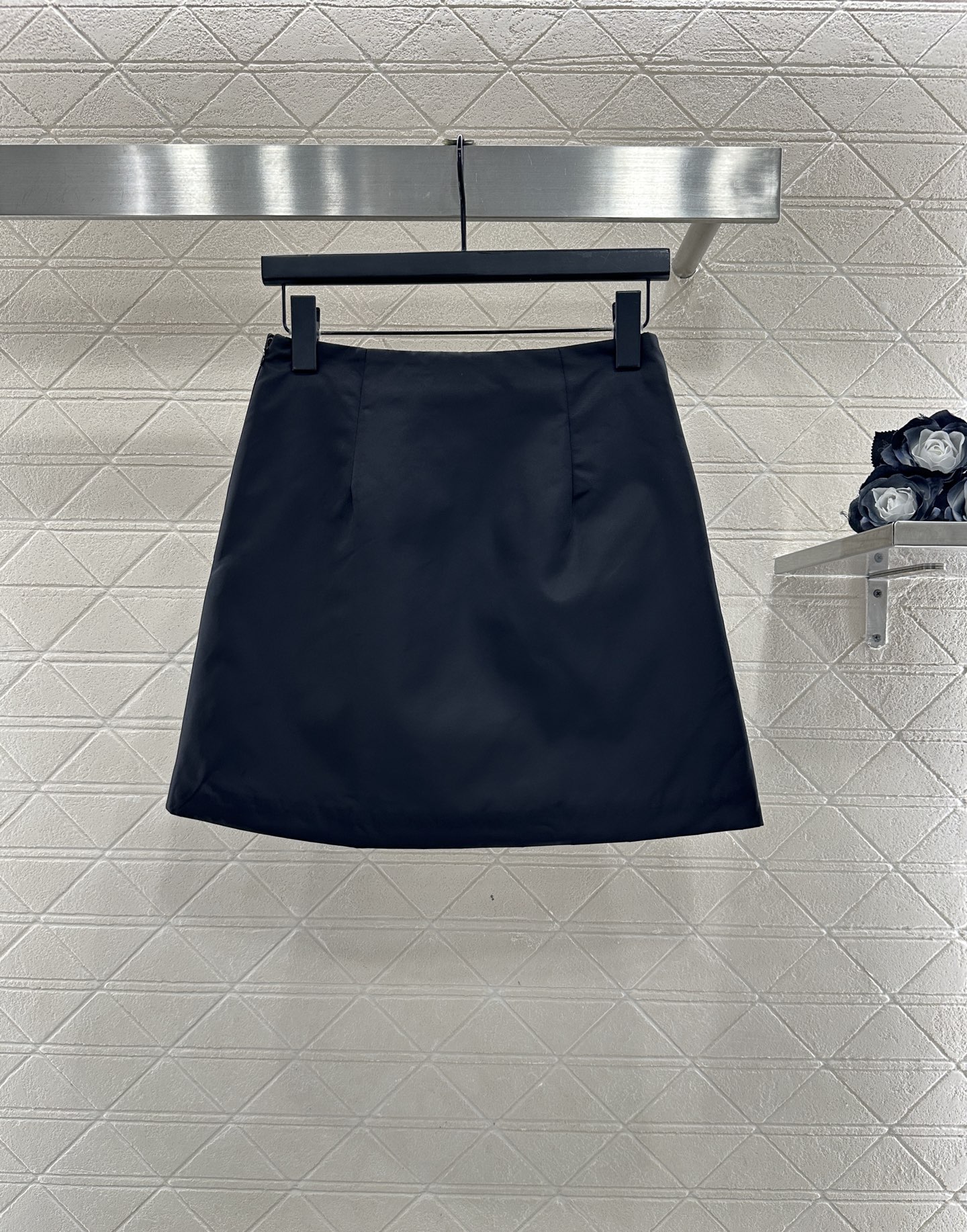 ♥Prad*♥2025新品上架 棉服外套半裙套装定制YB进口环保再生尼龙材质，质感光泽，挺括有型，翻领拉