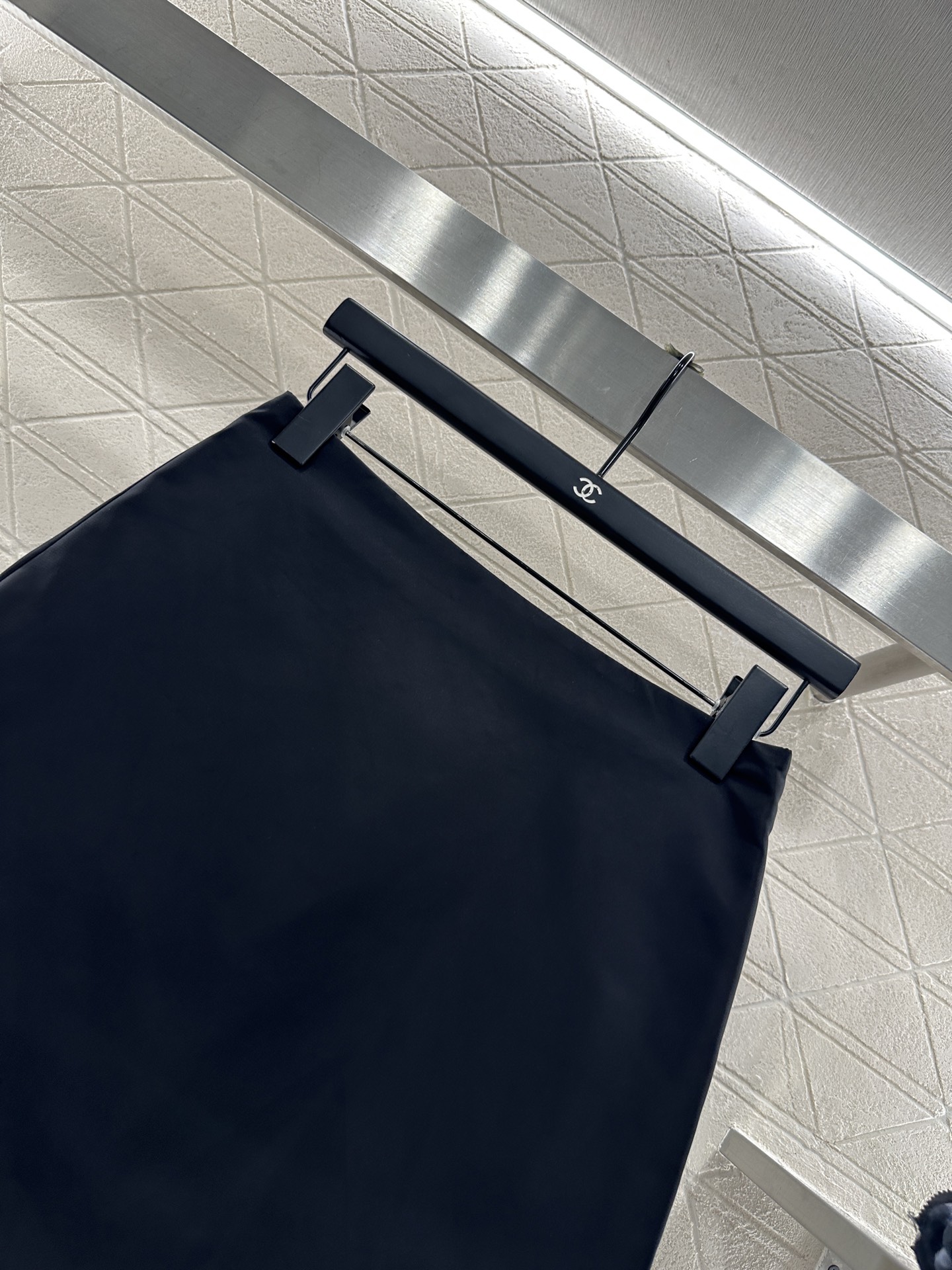 ♥Prad*♥2025新品上架 棉服外套半裙套装定制YB进口环保再生尼龙材质，质感光泽，挺括有型，翻领拉