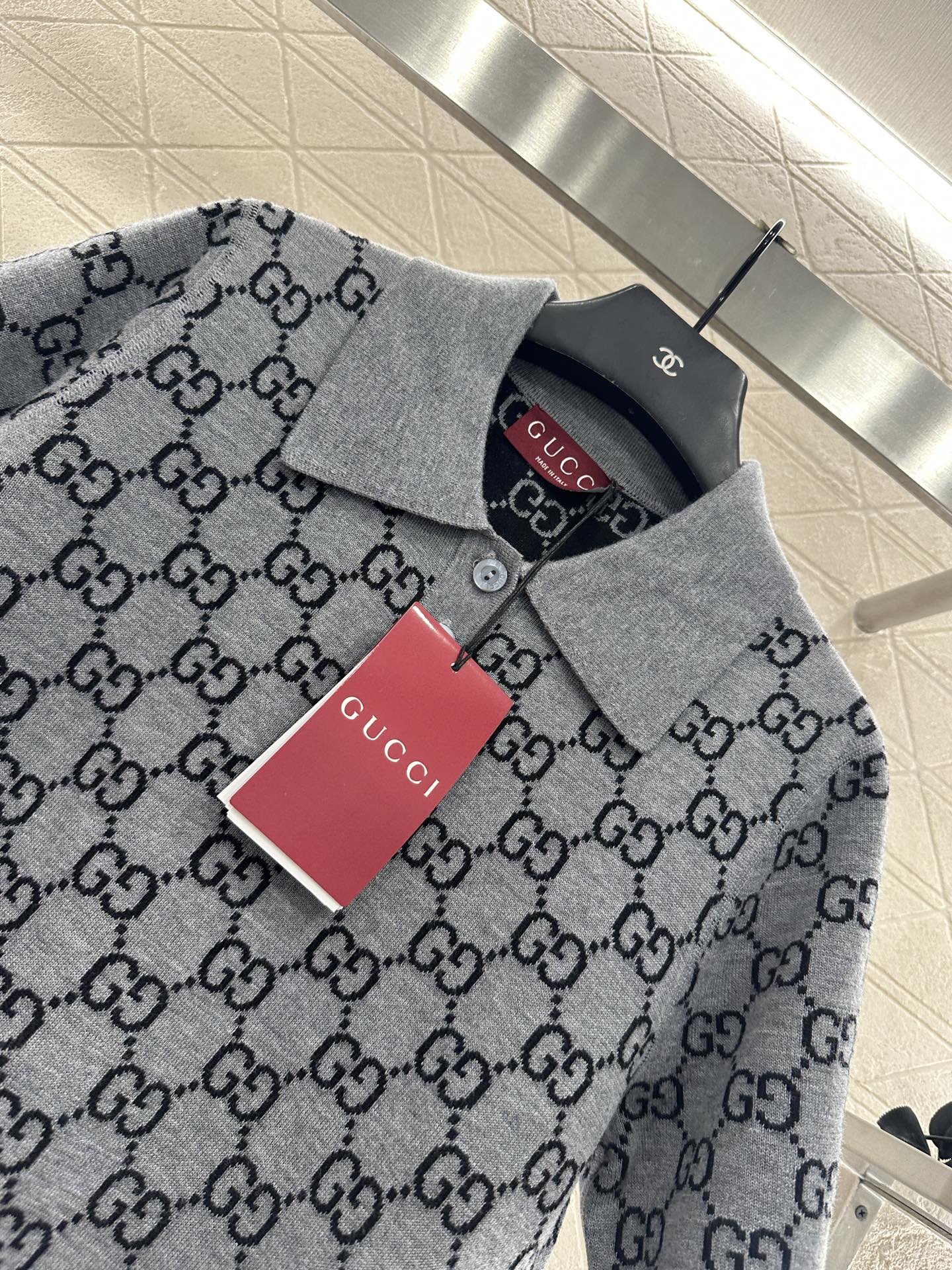 ♥Gucc*♥2025新品上架 提花针织短袖连衣裙定制YB羊毛纱线织造，质感上乘，穿搭舒适，翻领针织短袖