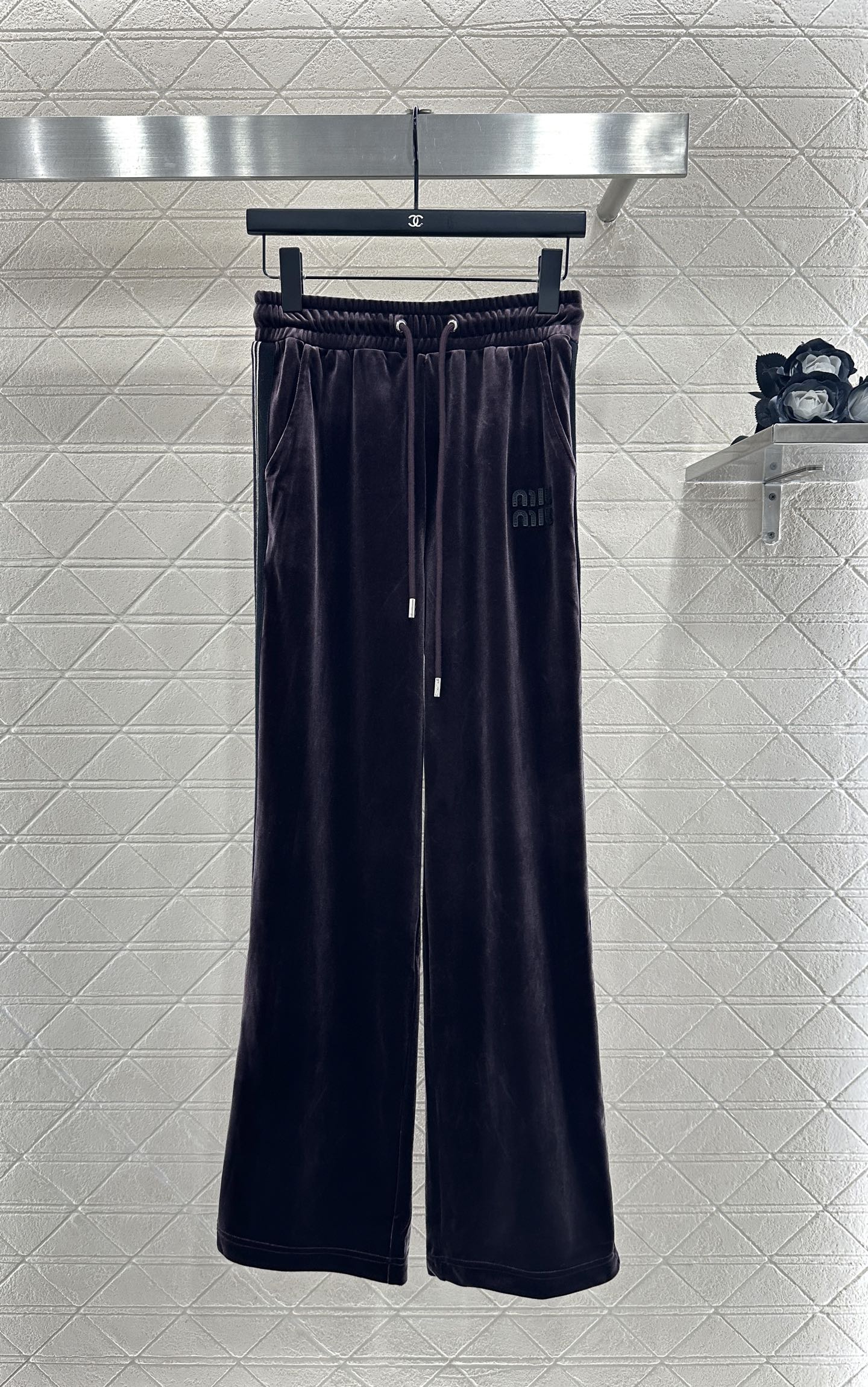 Miu Miu Velvet Hoodie Set CT83768, Hooded Sweatshirt and Pants 8 i1760274524996 8979 0 6