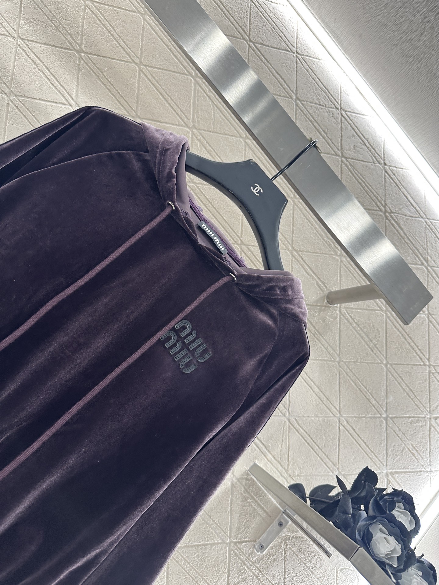 Miu Miu Velvet Hoodie Set CT83768, Hooded Sweatshirt and Pants 4 i1760274525251 6031 0 2