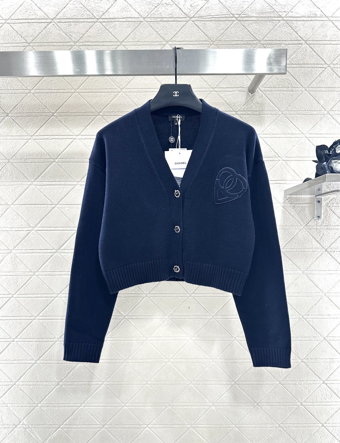 Chanel 2025 New Double C Heart Letter Knitted Cardigan Wool Blend