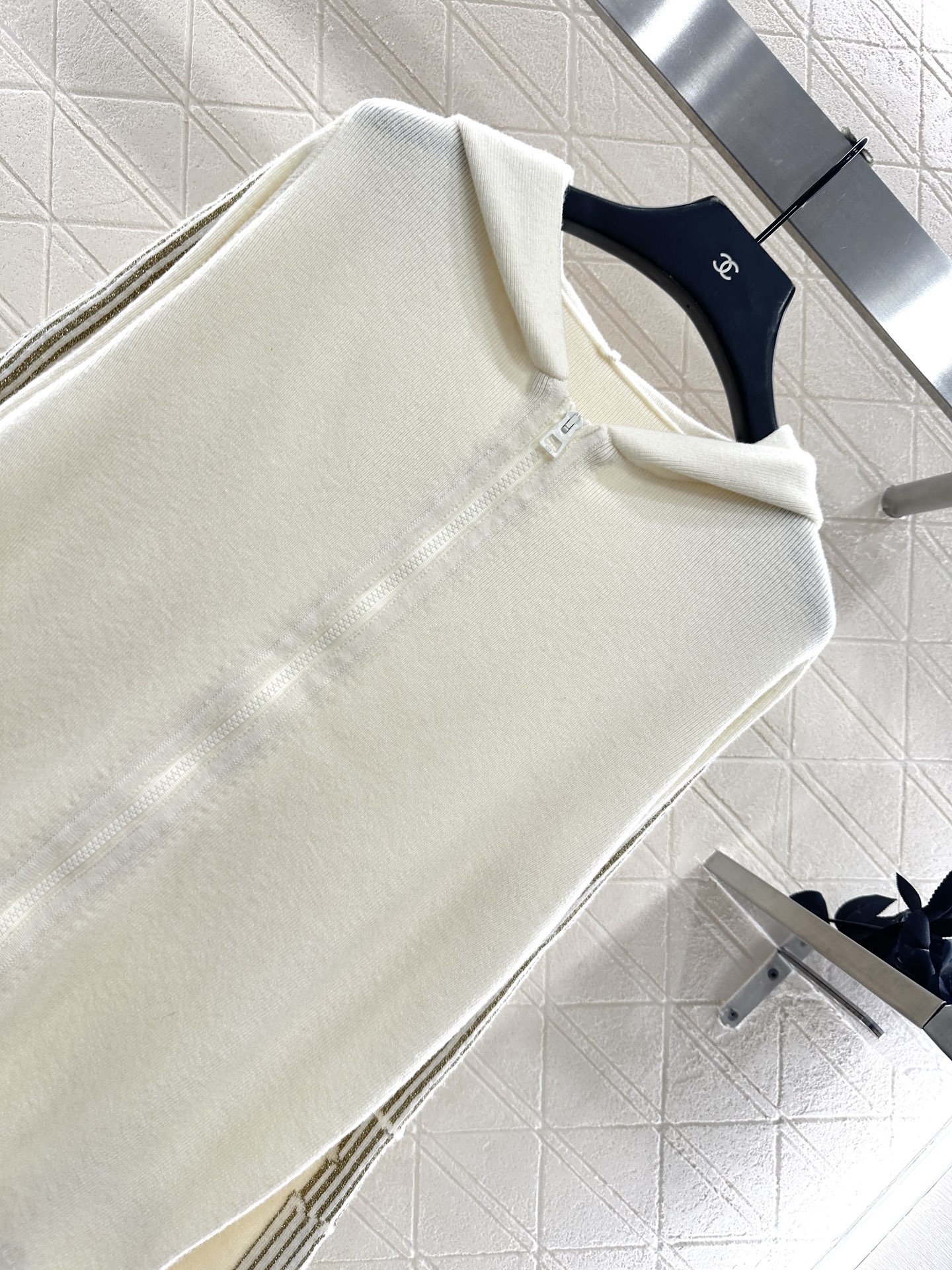 ♥Dio*♥2025新品上架 织带连帽外套长裤套装定制YB羊绒纱线织造，柔软亲肤，质感十足，连帽长袖拉链