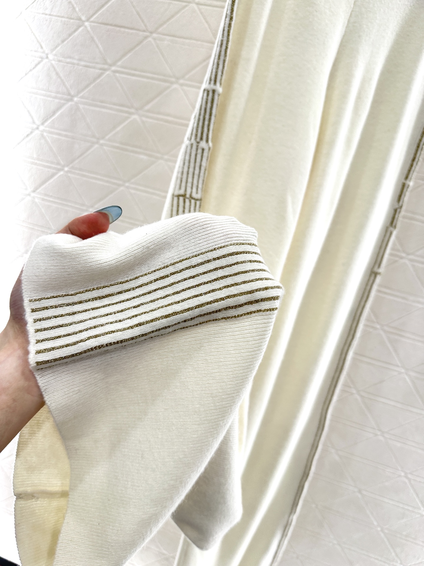 ♥Dio*♥2025新品上架 织带连帽外套长裤套装定制YB羊绒纱线织造，柔软亲肤，质感十足，连帽长袖拉链