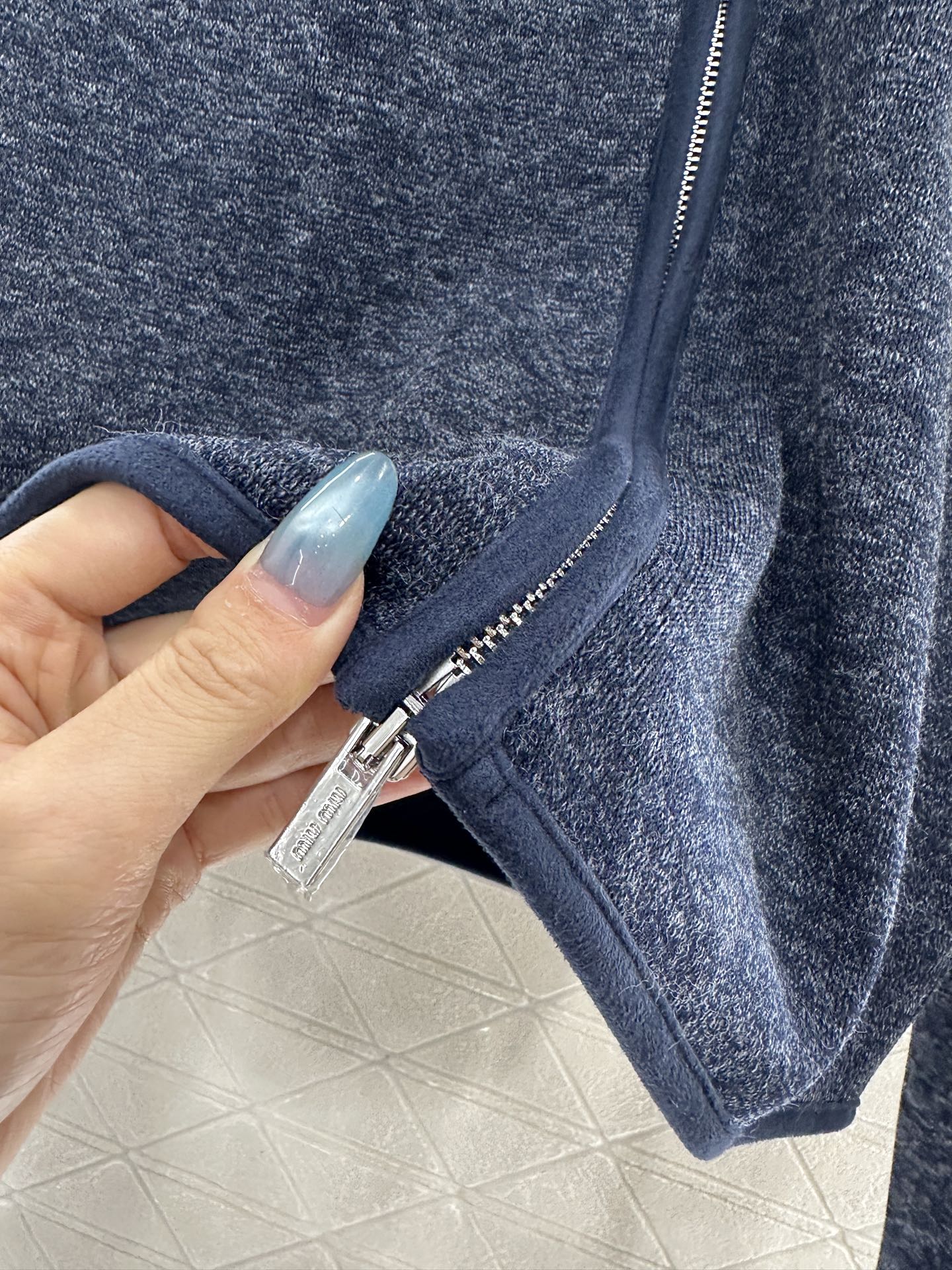 ♥Miumi*♥2025新品上架 织带拼接连帽外套长裤套装定制YB进口人棉材质，质感光泽，品相高级，短款