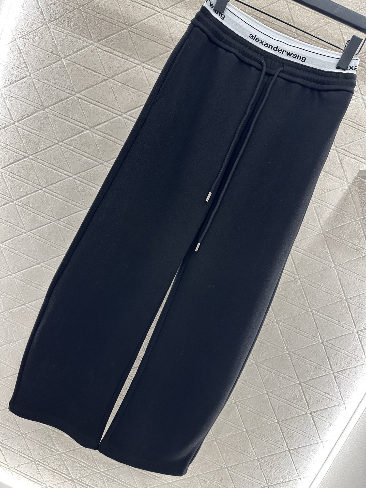♥Alexander wan*♥2025新品上架 高腰抽绳阔腿弯刀长裤定制YB进口斜纹全棉材质，面料柔软