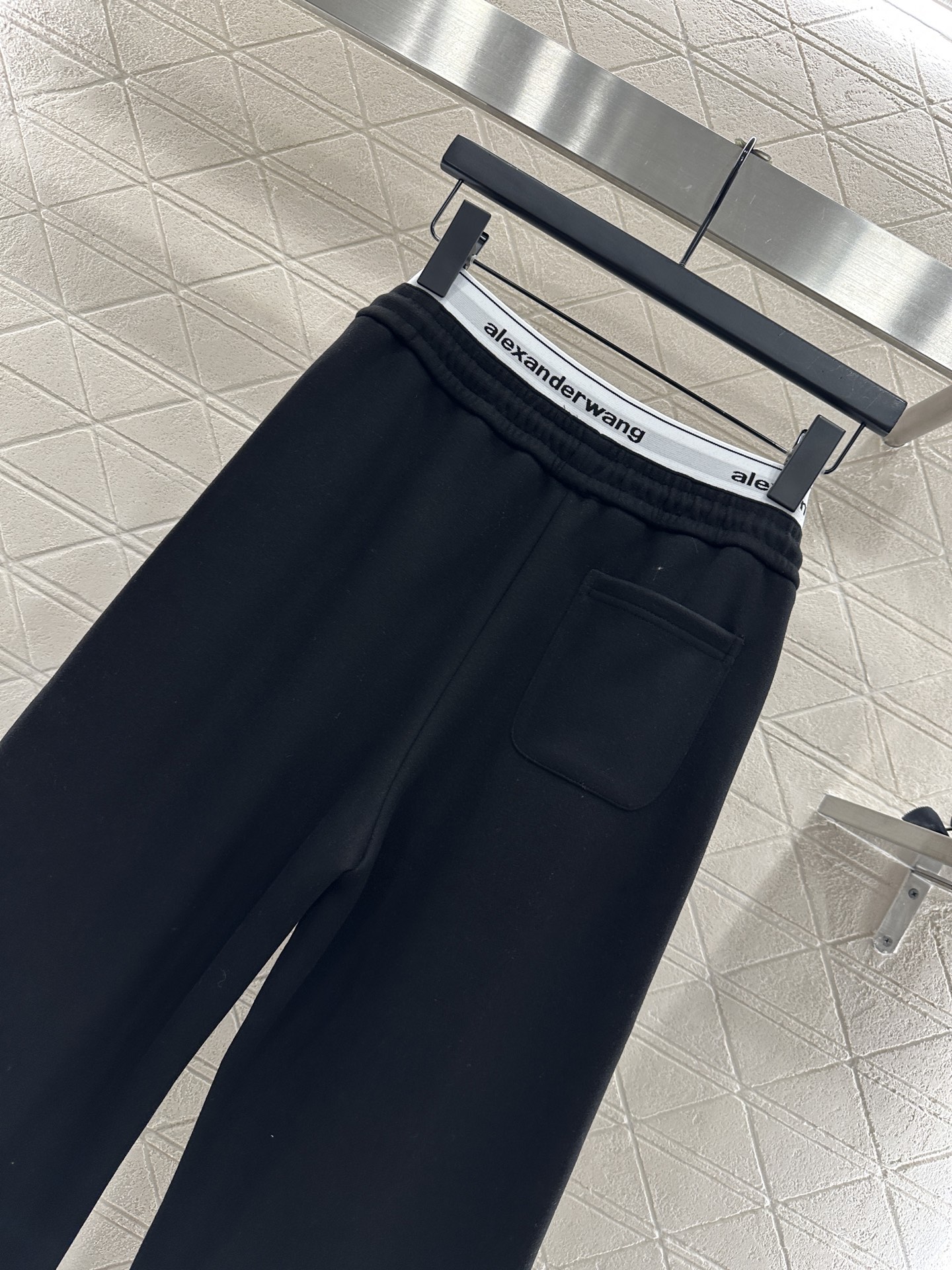 ♥Alexander wan*♥2025新品上架 高腰抽绳阔腿弯刀长裤定制YB进口斜纹全棉材质，面料柔软