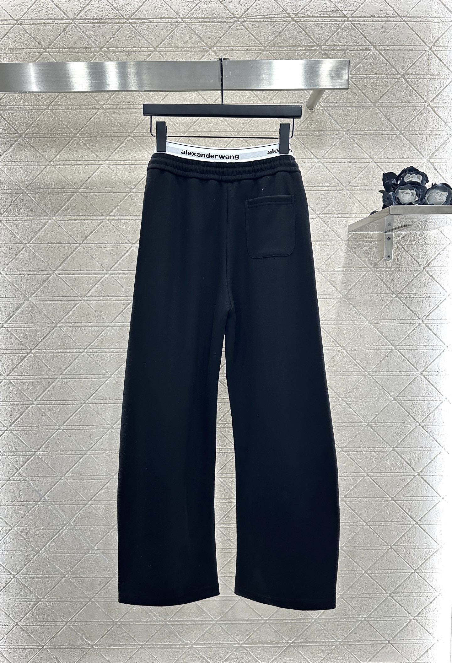 ♥Alexander wan*♥2025新品上架 高腰抽绳阔腿弯刀长裤定制YB进口斜纹全棉材质，面料柔软