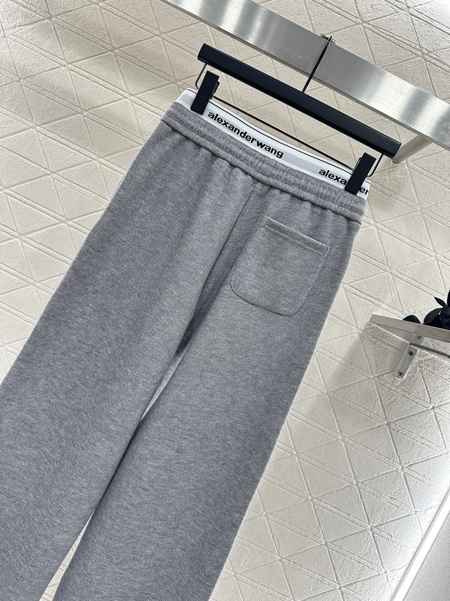 ♥Alexander wan*♥2025新品上架 高腰抽绳阔腿弯刀长裤定制YB进口斜纹全棉材质，面料柔软