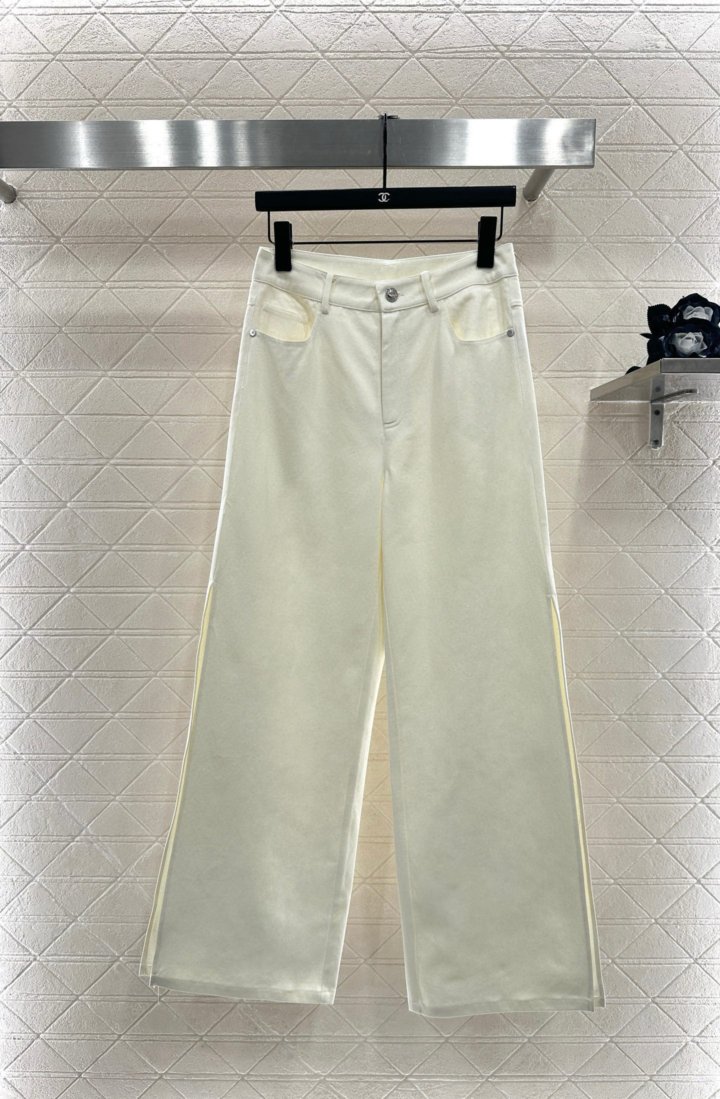 ♥Chane*♥2025新品上架 收腰挂脖背心长裤套装定制YB斜纹全棉材质，质感挺括，舒适光泽，挂脖背心