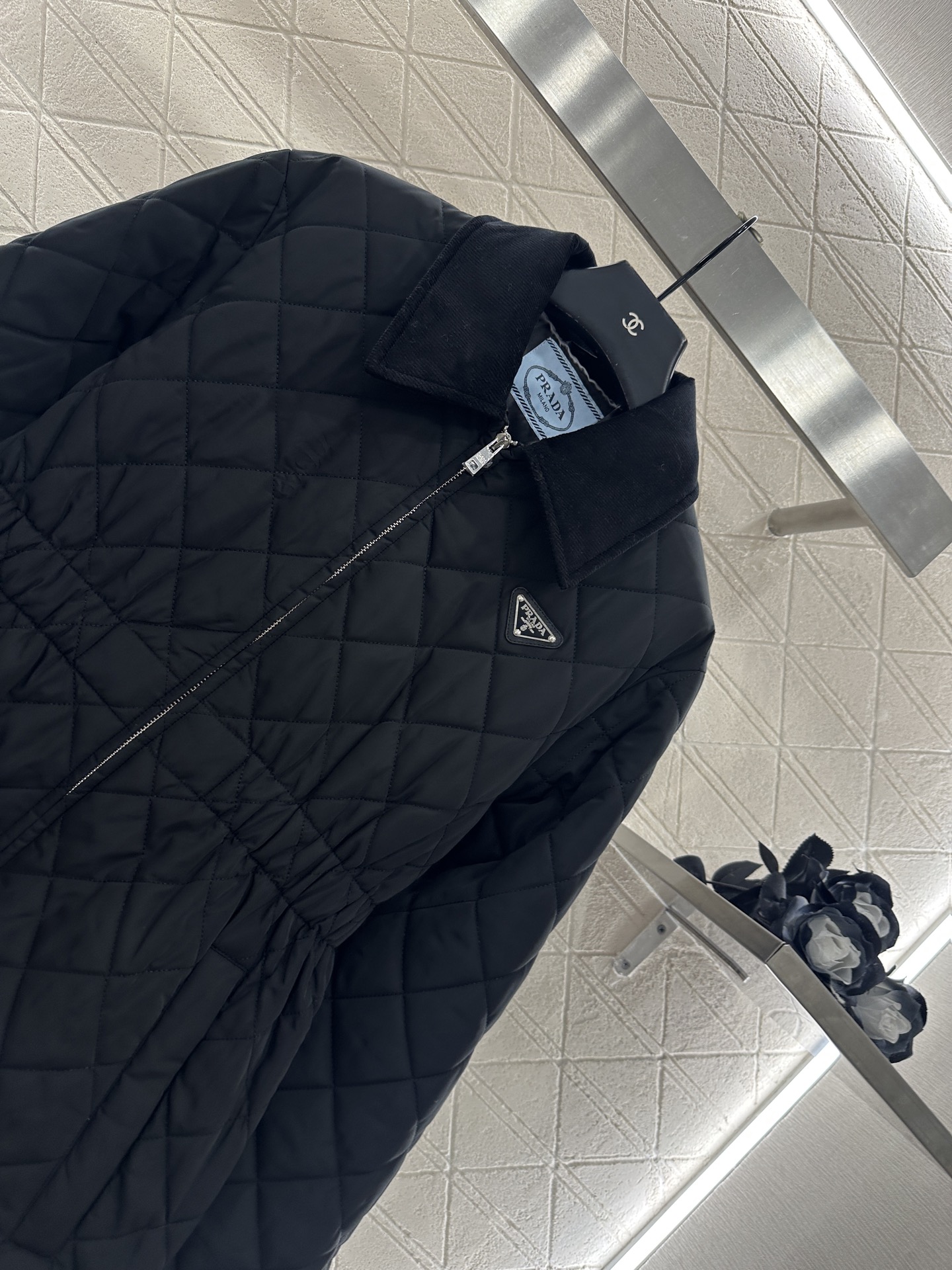 ♥Prad*♥2025新品上架 灯芯绒领拼接棉服外套定制YB防风防水尼龙材质，羽绒棉填充内里，整件轻盈保