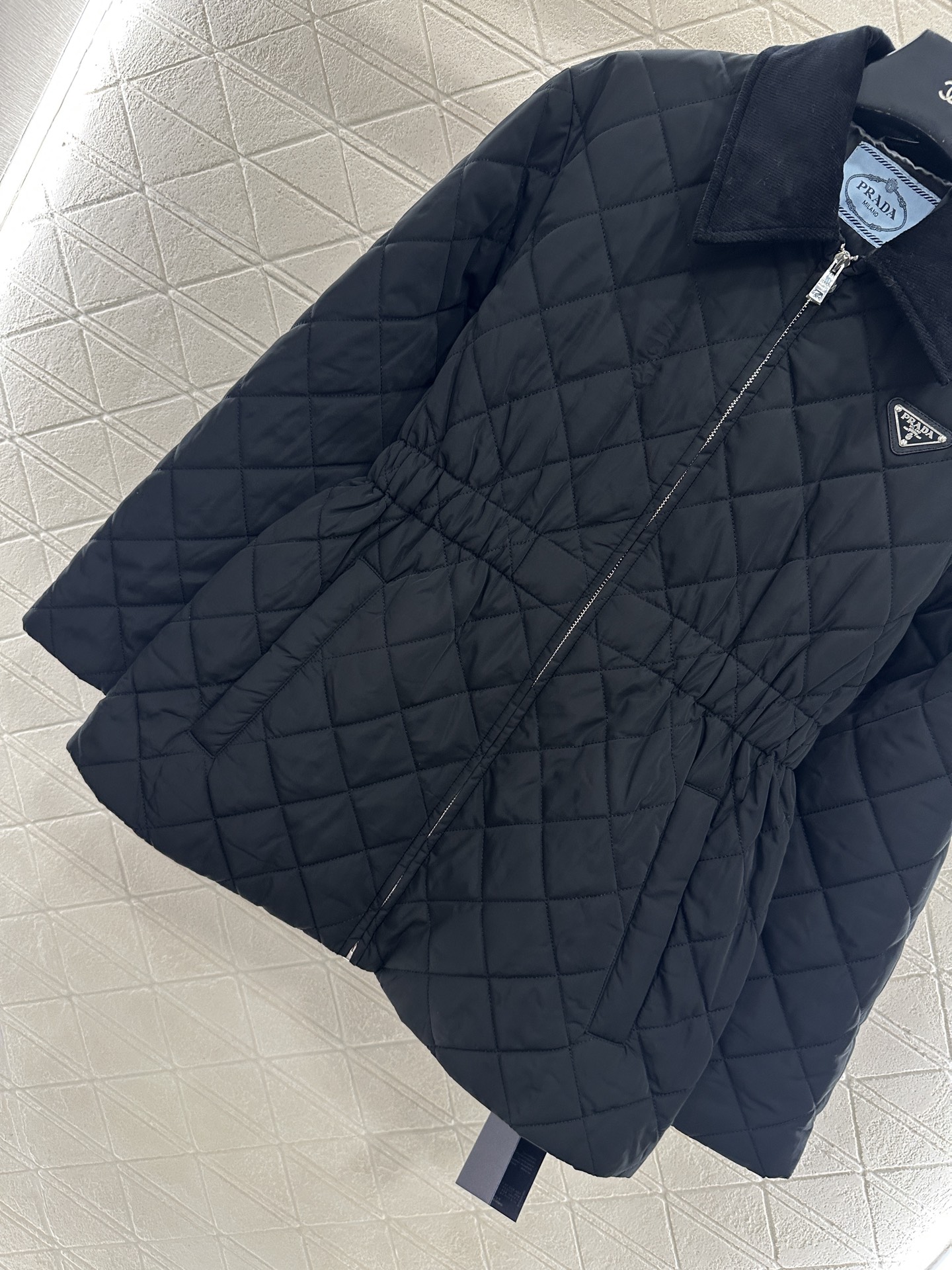 ♥Prad*♥2025新品上架 灯芯绒领拼接棉服外套定制YB防风防水尼龙材质，羽绒棉填充内里，整件轻盈保