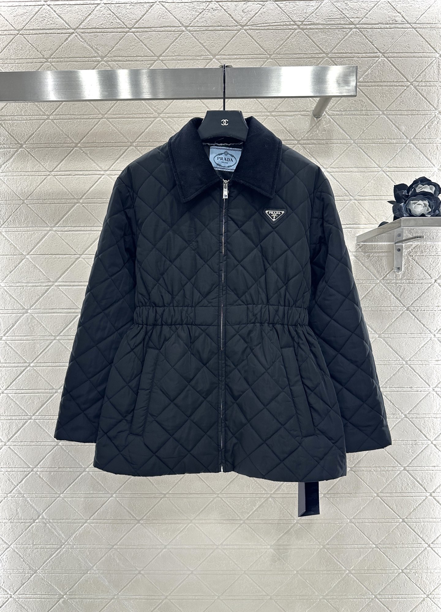 ♥Prad*♥2025新品上架 灯芯绒领拼接棉服外套定制YB防风防水尼龙材质，羽绒棉填充内里，整件轻盈保