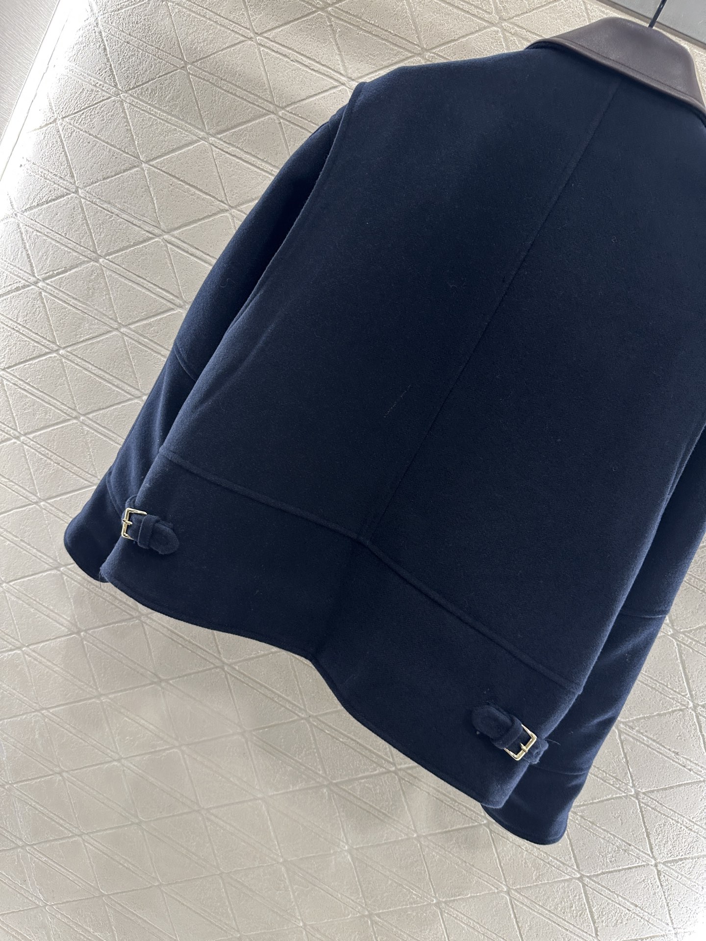 ♥Miumi*♥2025新品上架 真皮领绒毛呢棉服外套定制YB进口羊毛呢材质，羽绒棉填充整件轻盈保暖，真