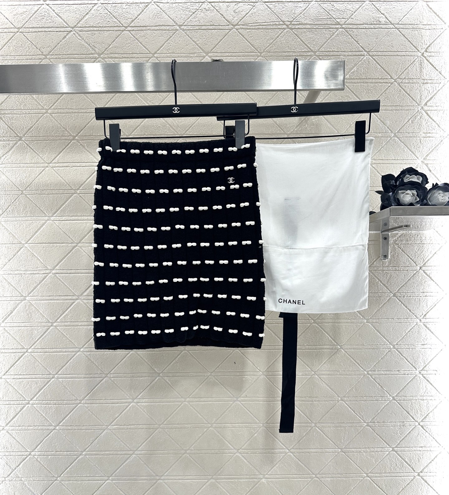 ♥Chane*♥2025新品上架 蝴蝶结针织短裙定制YB羊毛纱线织造，质感高级舒适，高腰弹力直筒半裙剪裁