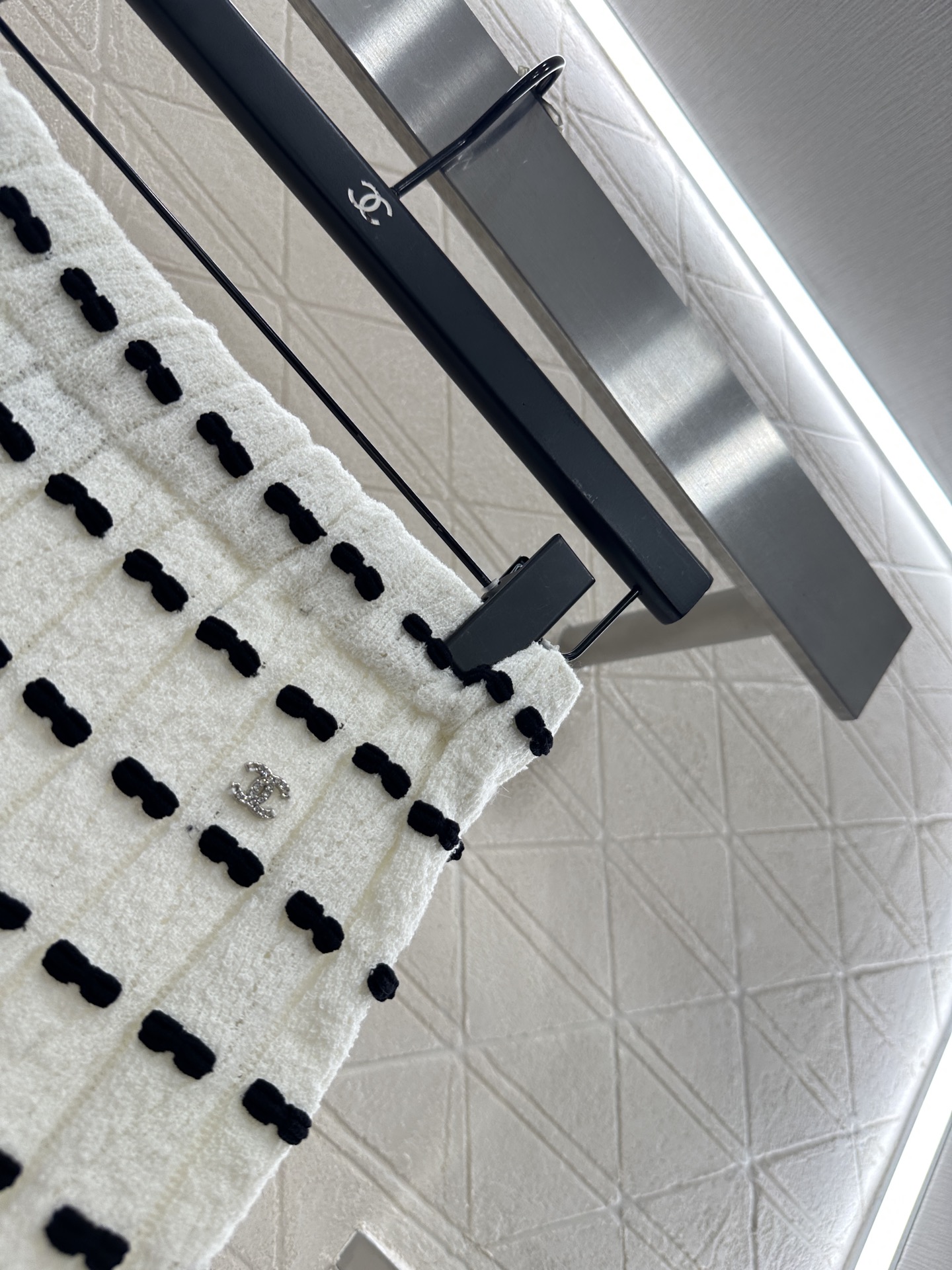 ♥Chane*♥2025新品上架 蝴蝶结针织短裙定制YB羊毛纱线织造，质感高级舒适，高腰弹力直筒半裙剪裁