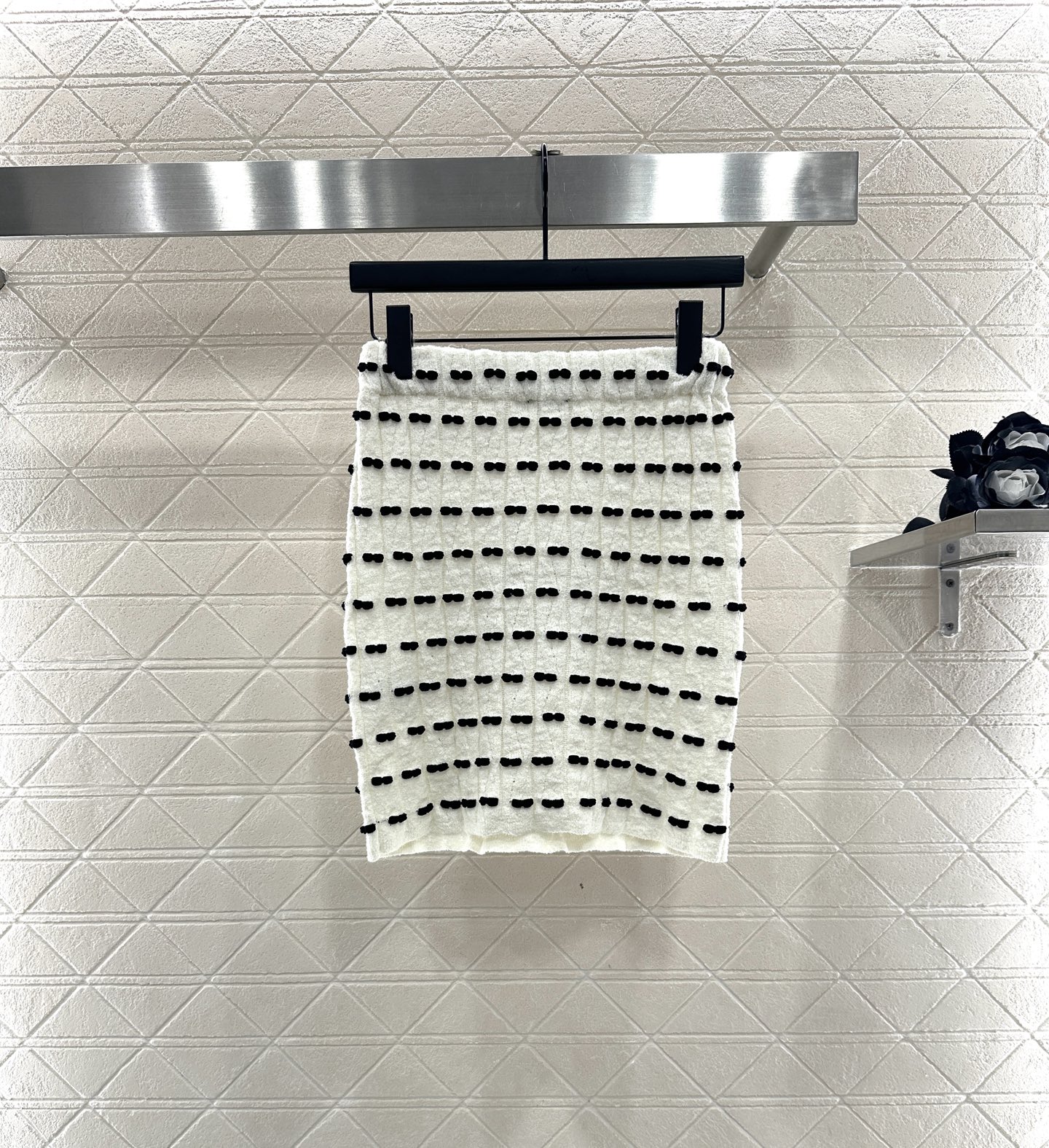 ♥Chane*♥2025新品上架 蝴蝶结针织短裙定制YB羊毛纱线织造，质感高级舒适，高腰弹力直筒半裙剪裁