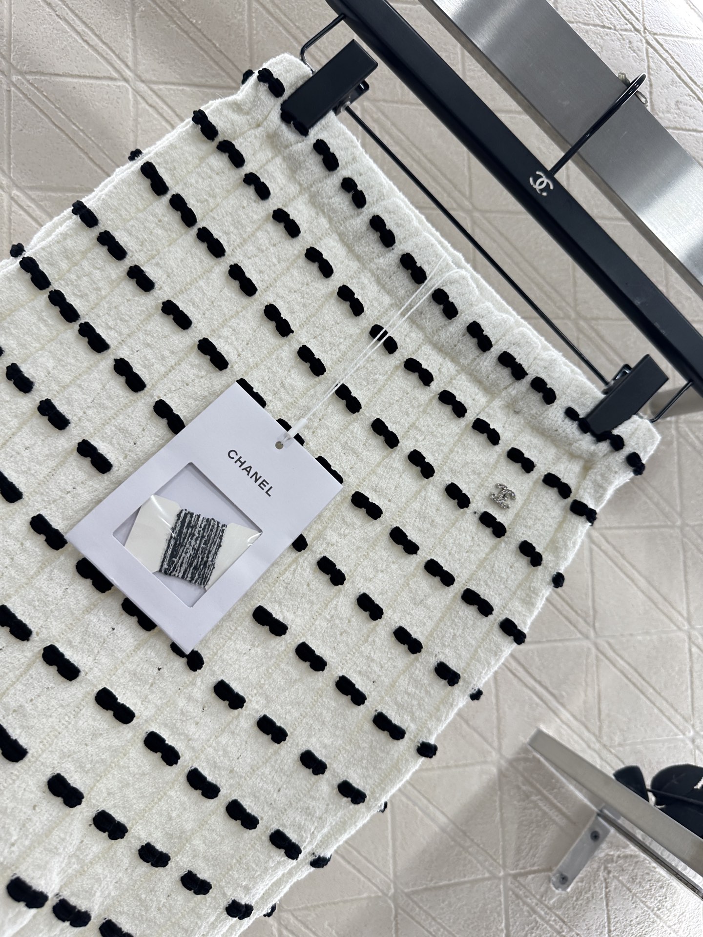 ♥Chane*♥2025新品上架 蝴蝶结针织短裙定制YB羊毛纱线织造，质感高级舒适，高腰弹力直筒半裙剪裁