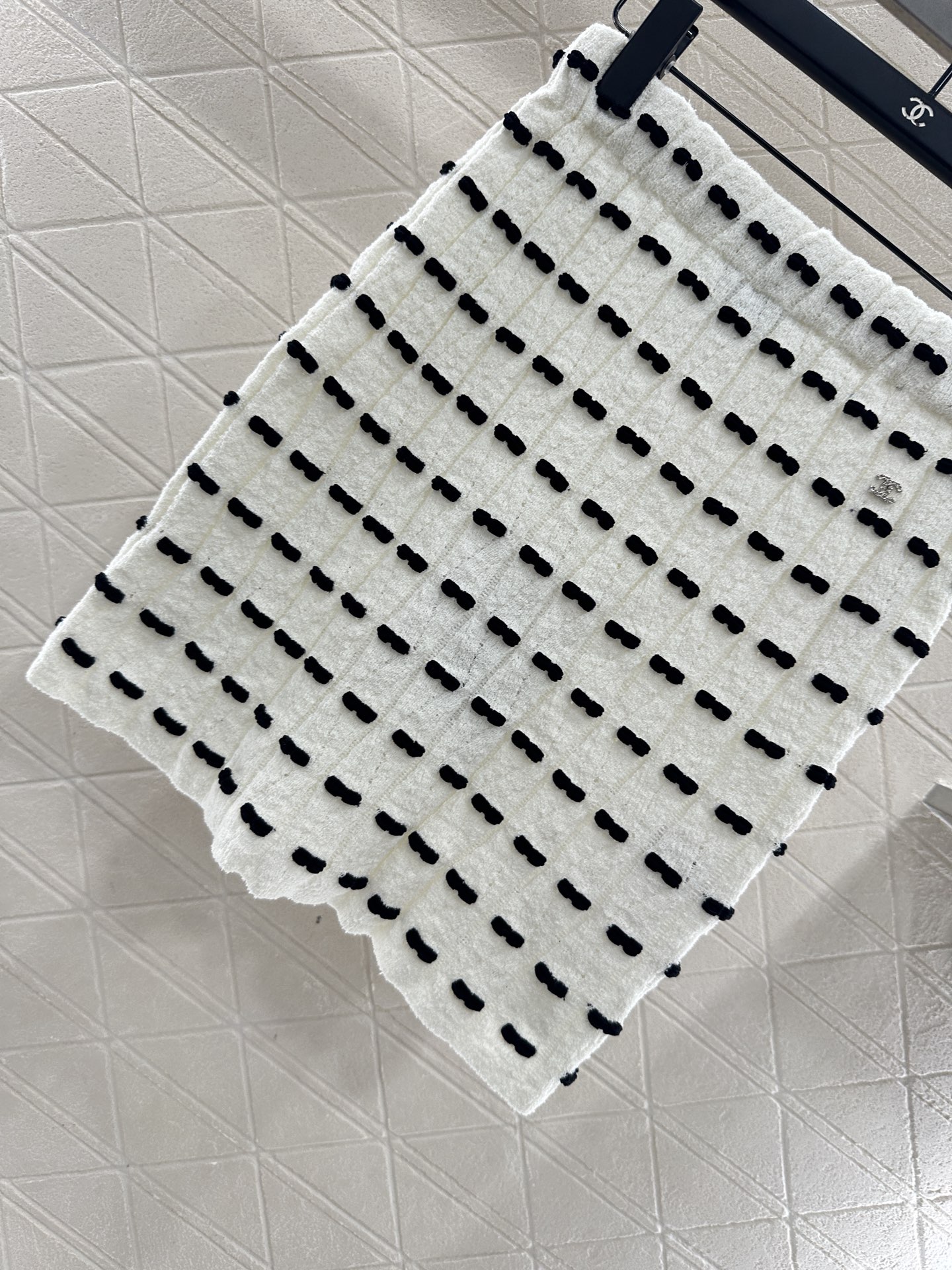 ♥Chane*♥2025新品上架 蝴蝶结针织短裙定制YB羊毛纱线织造，质感高级舒适，高腰弹力直筒半裙剪裁