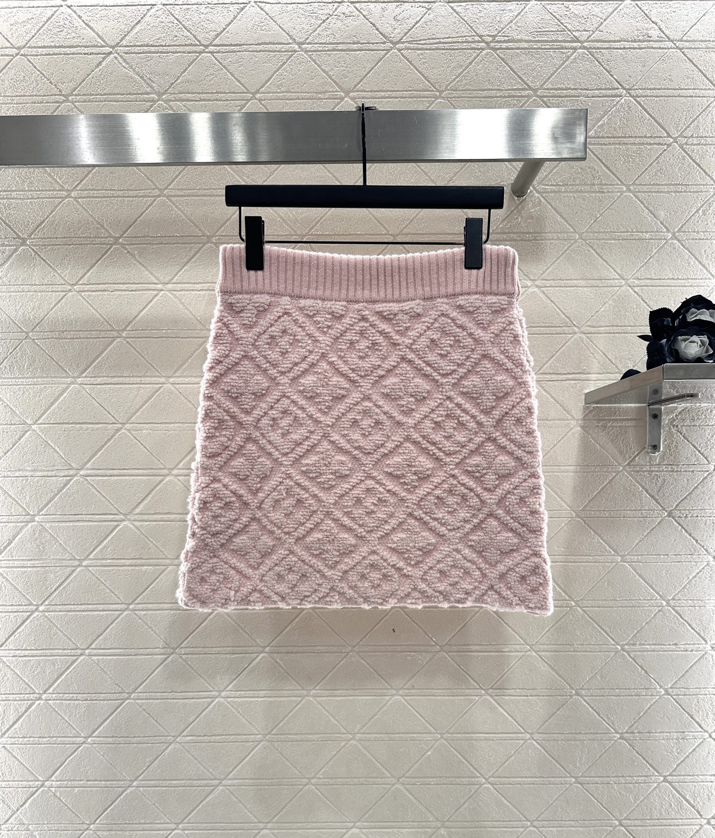 ♥Louis Vuitto*♥2025新品上架 提花针织开衫半裙套装定制YB羊毛纱线织造，提花工艺处理，