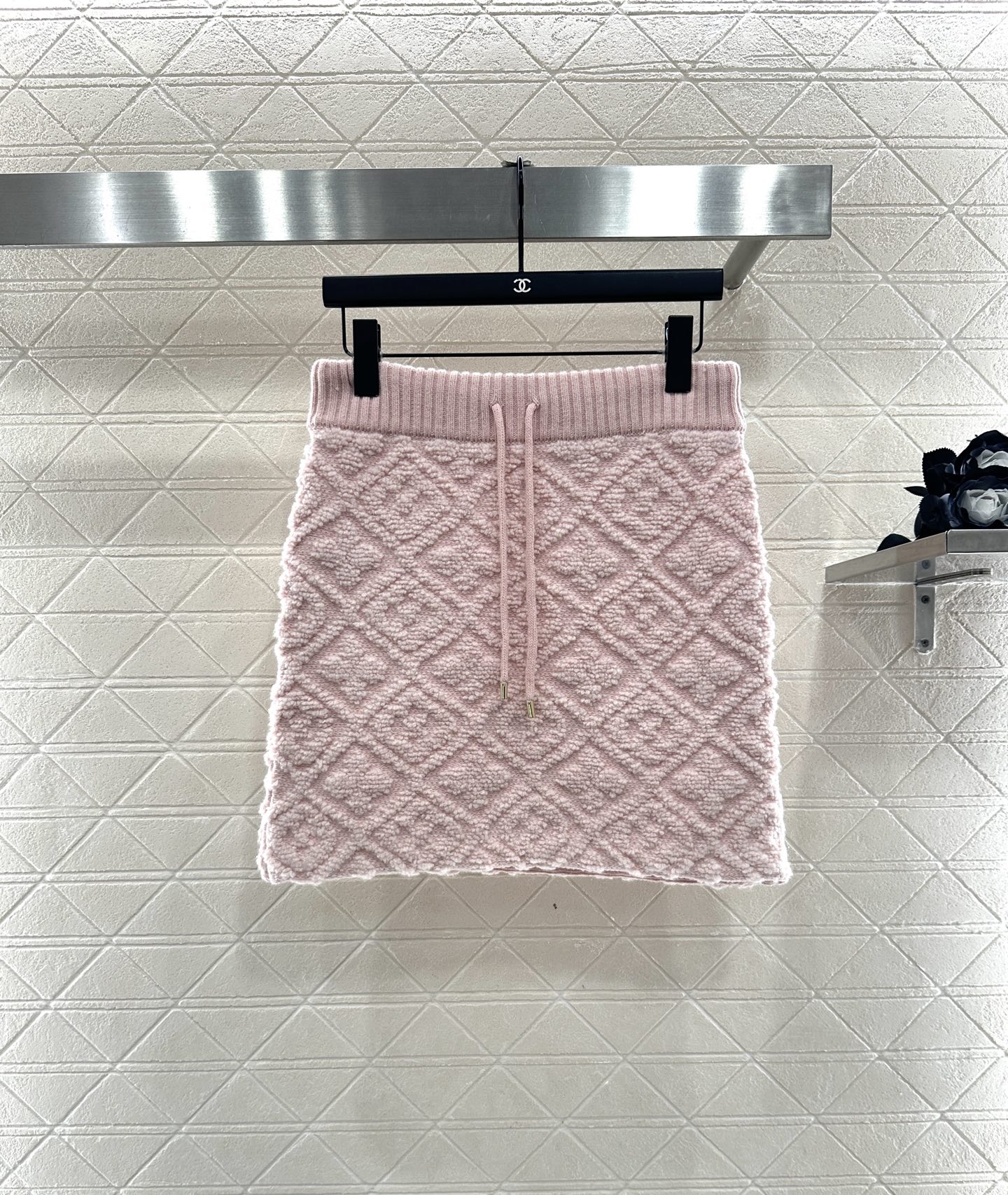 ♥Louis Vuitto*♥2025新品上架 提花针织开衫半裙套装定制YB羊毛纱线织造，提花工艺处理，