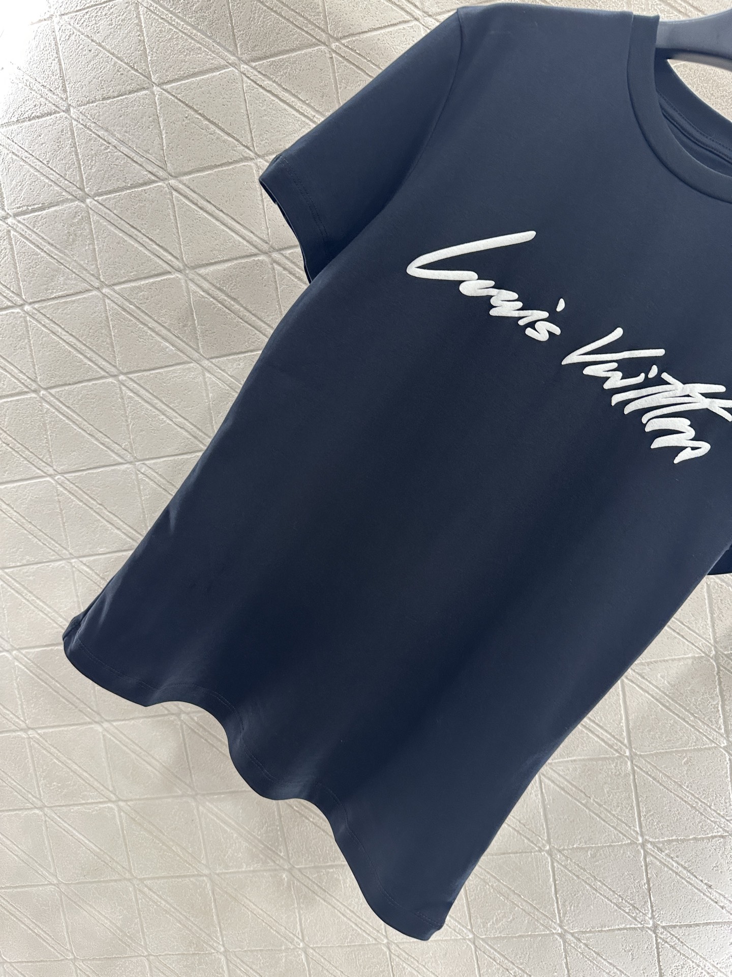 ♥Louis Vuitto*♥2025新品上架 圆领印花𝑇𝑒𝑒定制YB丝光全棉材质，透气舒适，质感十足，