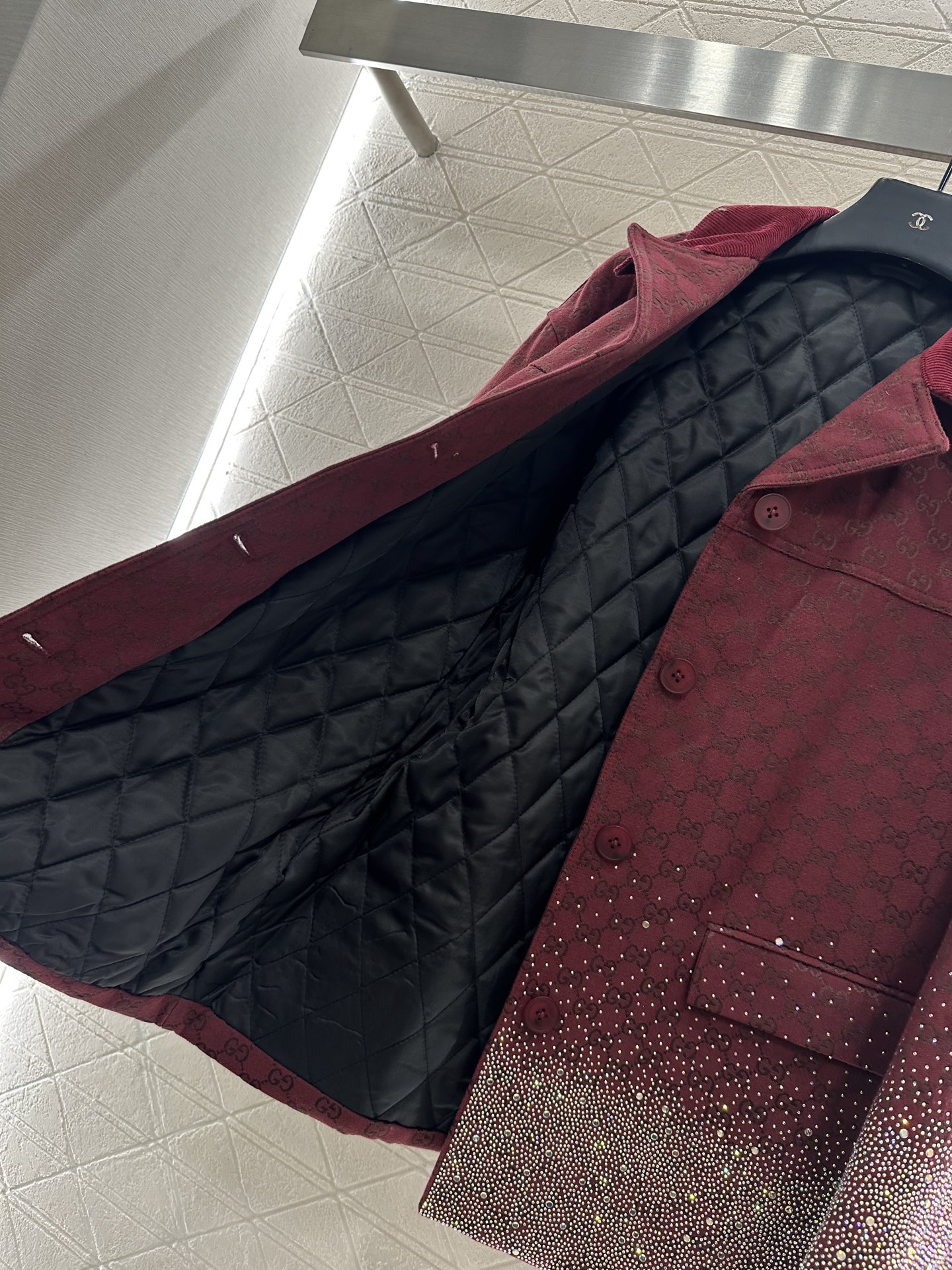 ♥Gucc*♥2025新品上架重工烫钻棉服外套短裙套装定制YB进口提花材质，质感高级，挺括有型，翻领廓形