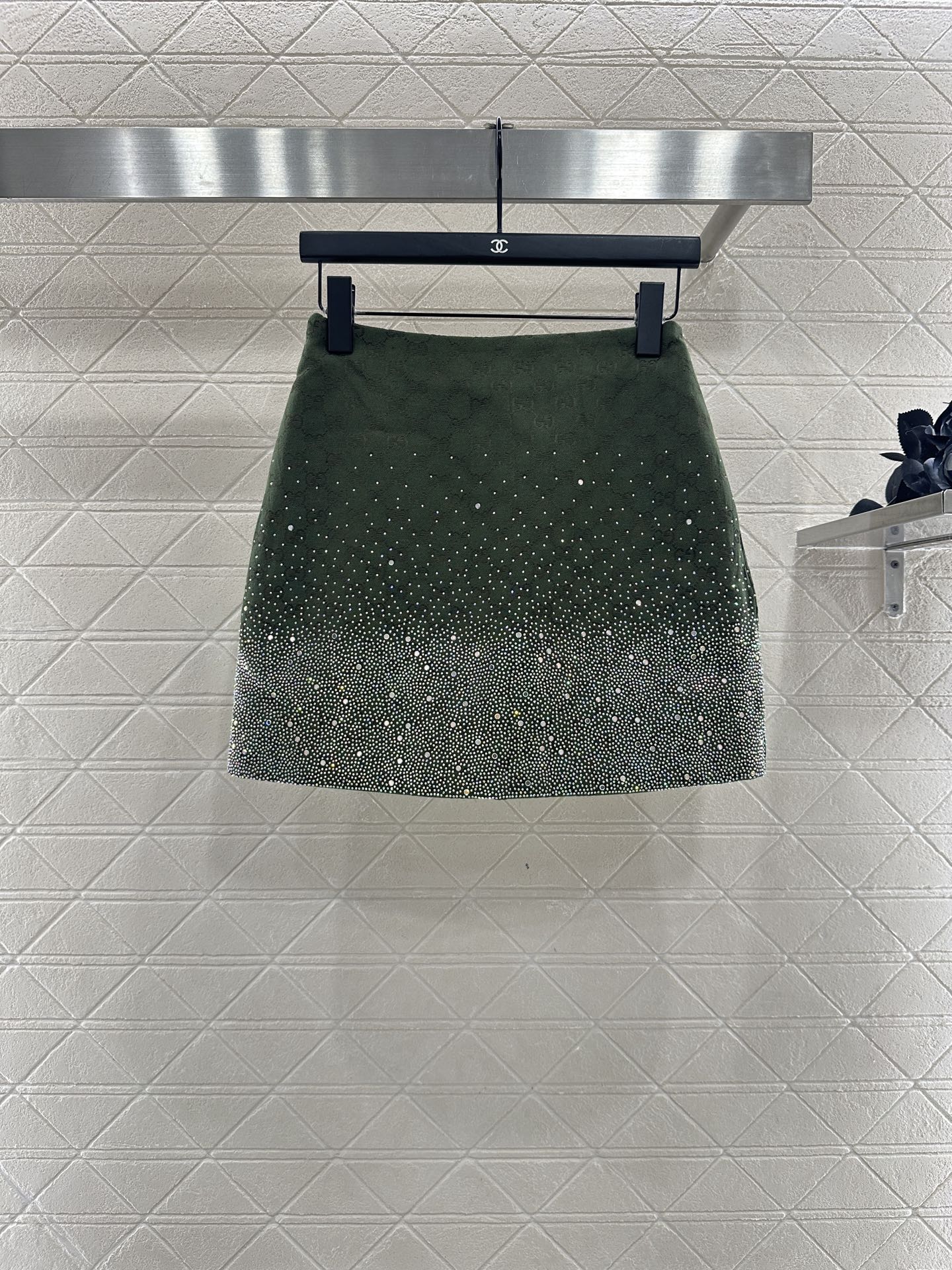 ♥Gucc*♥2025新品上架重工烫钻棉服外套短裙套装定制YB进口提花材质，质感高级，挺括有型，翻领廓形