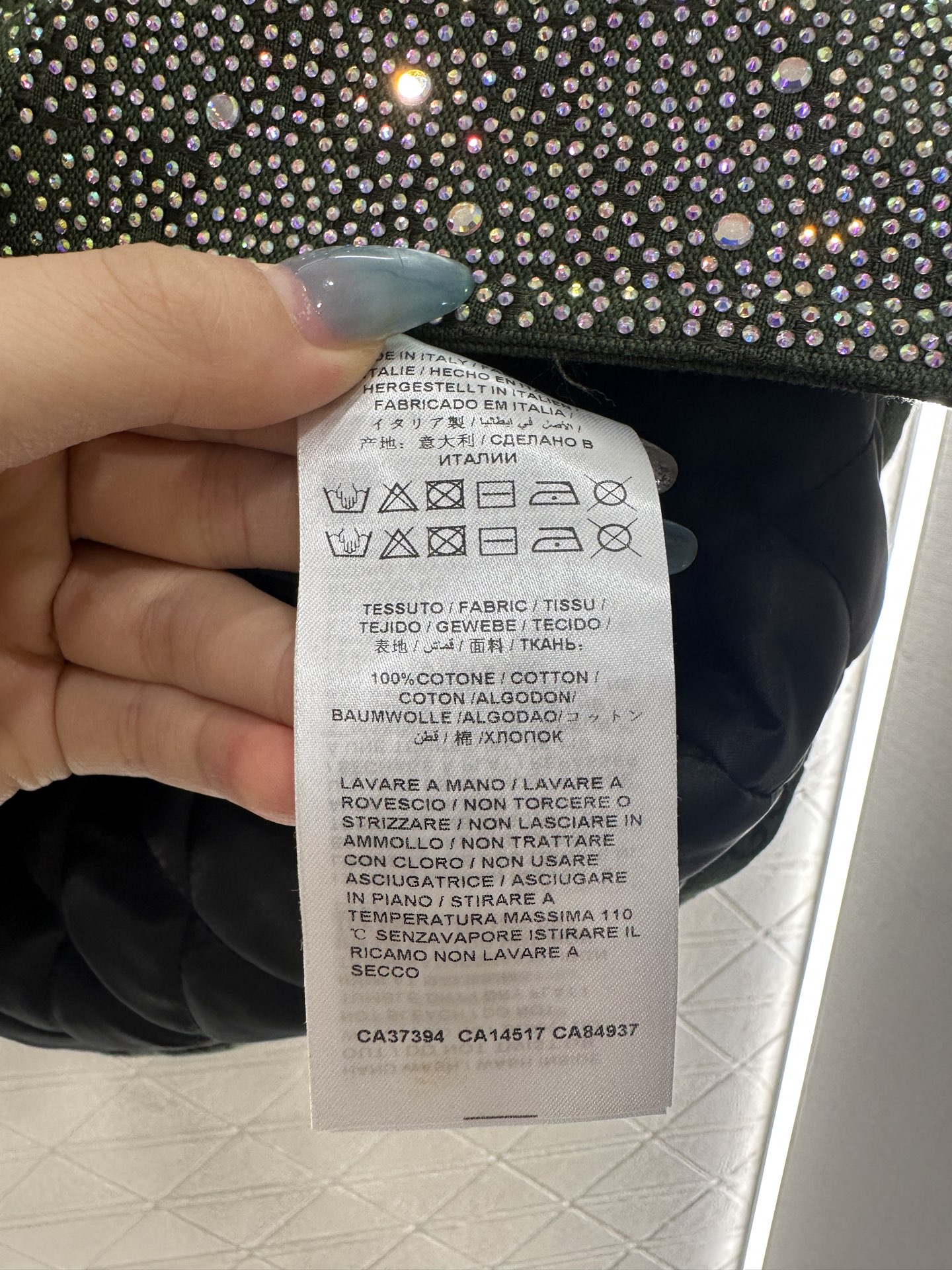 ♥Gucc*♥2025新品上架重工烫钻棉服外套短裙套装定制YB进口提花材质，质感高级，挺括有型，翻领廓形