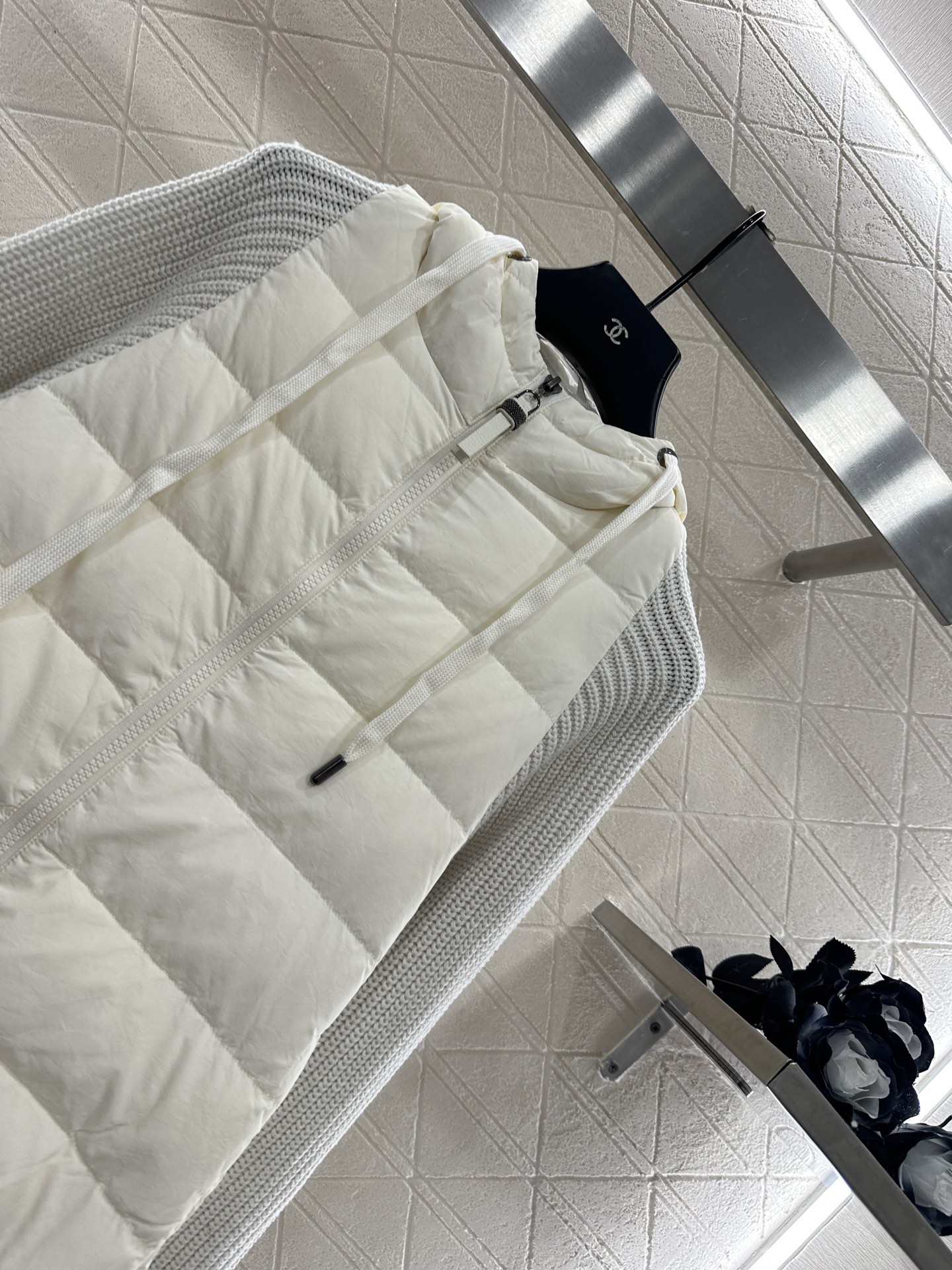 ♥BC*♥2025新品上架 针织拼接连帽羽绒外套定制YB进口防风防水尼龙材质，其工艺还原升级材质，提升秋