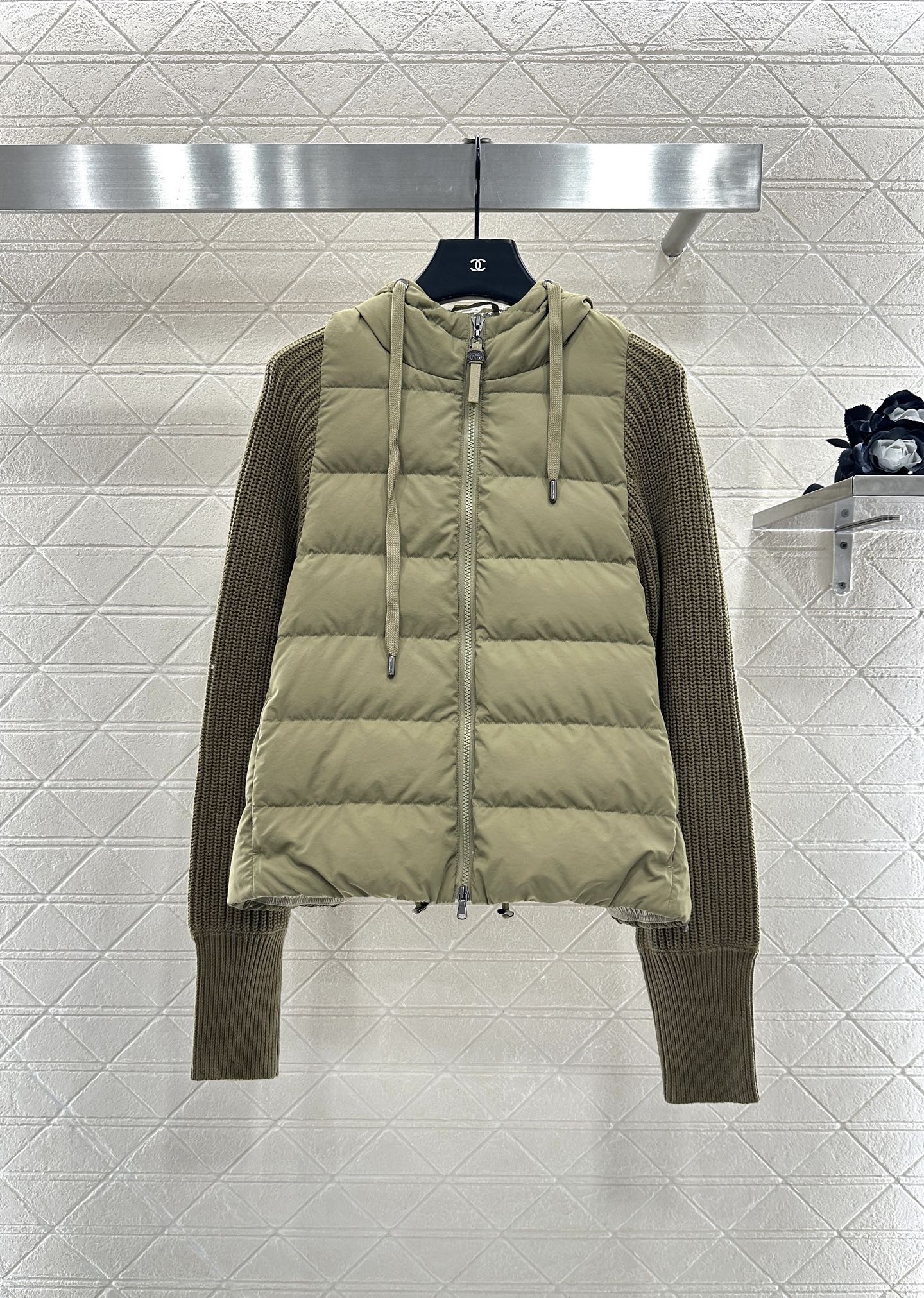 ♥BC*♥2025新品上架 针织拼接连帽羽绒外套定制YB进口防风防水尼龙材质，其工艺还原升级材质，提升秋