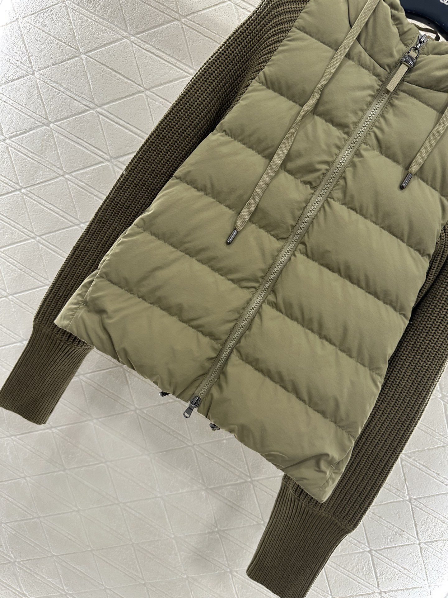 ♥BC*♥2025新品上架 针织拼接连帽羽绒外套定制YB进口防风防水尼龙材质，其工艺还原升级材质，提升秋