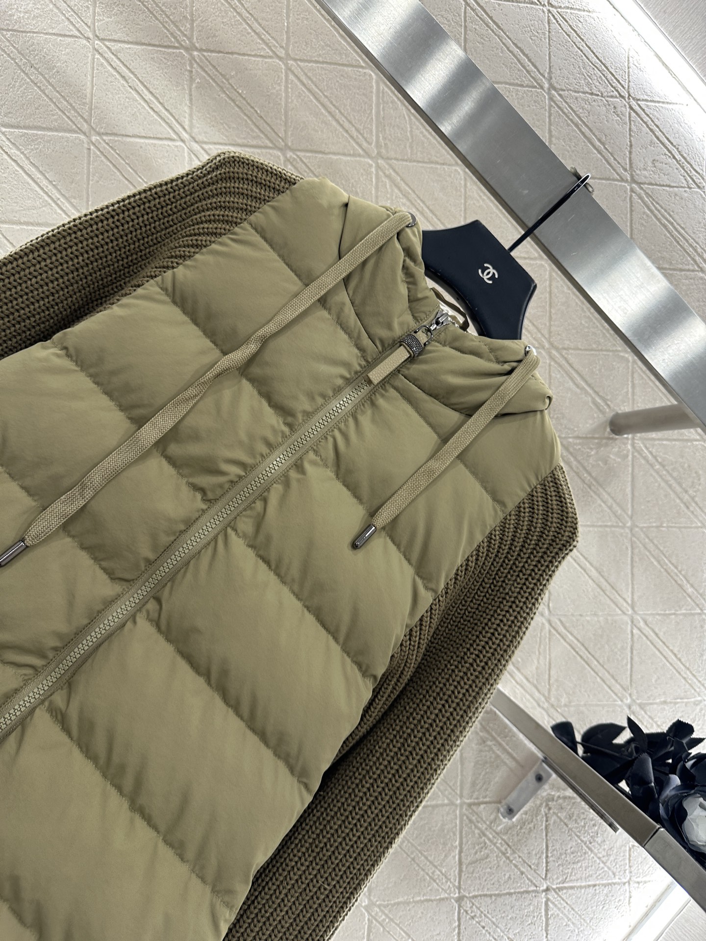 ♥BC*♥2025新品上架 针织拼接连帽羽绒外套定制YB进口防风防水尼龙材质，其工艺还原升级材质，提升秋