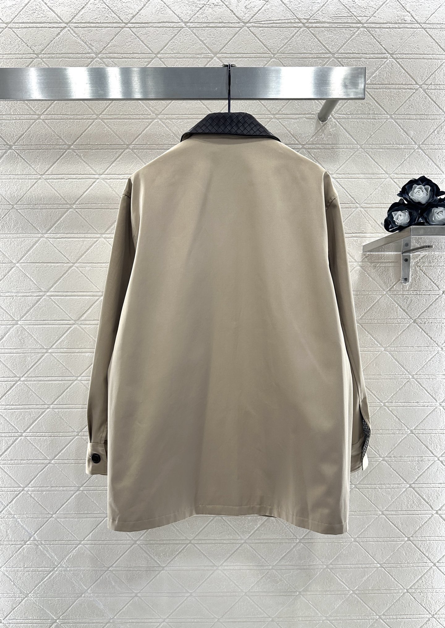 ♥*Bv♥2025新品上架 编织领风衣外套定制YB斜纹全棉风衣材质，质感细腻，垂感十足，纽扣开襟中长外套