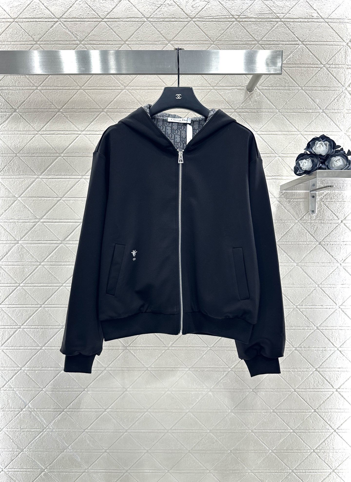 ♥Dio*♥2025新品上架 连帽外套长裤套装定制YB进口天丝棉材质，质感光泽，舒适垂顺，连帽拉链开襟外