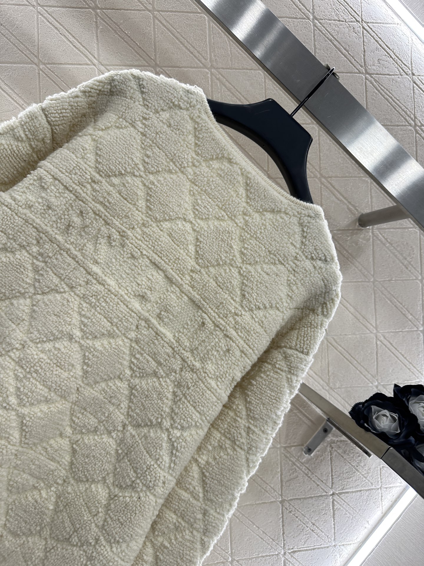 ♥Dio*♥2025新品上架 藤格纹提花开衫外套定制YB羊毛针织材质，舒适保暖，质感上乘，圆领系扣针织开