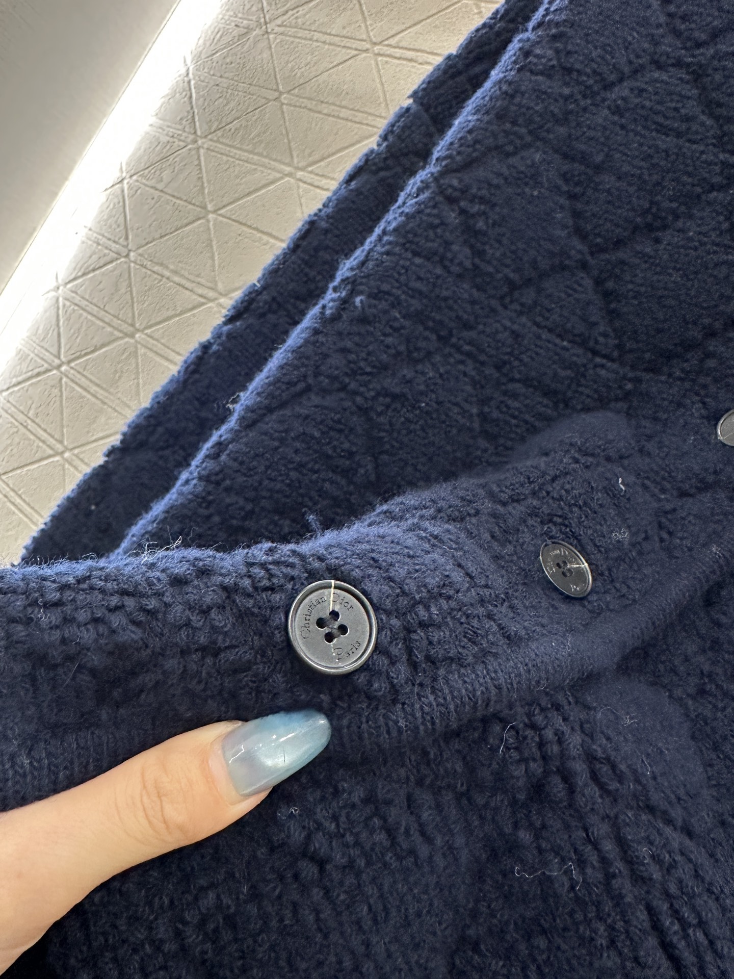 ♥Dio*♥2025新品上架 藤格纹提花开衫外套定制YB羊毛针织材质，舒适保暖，质感上乘，圆领系扣针织开