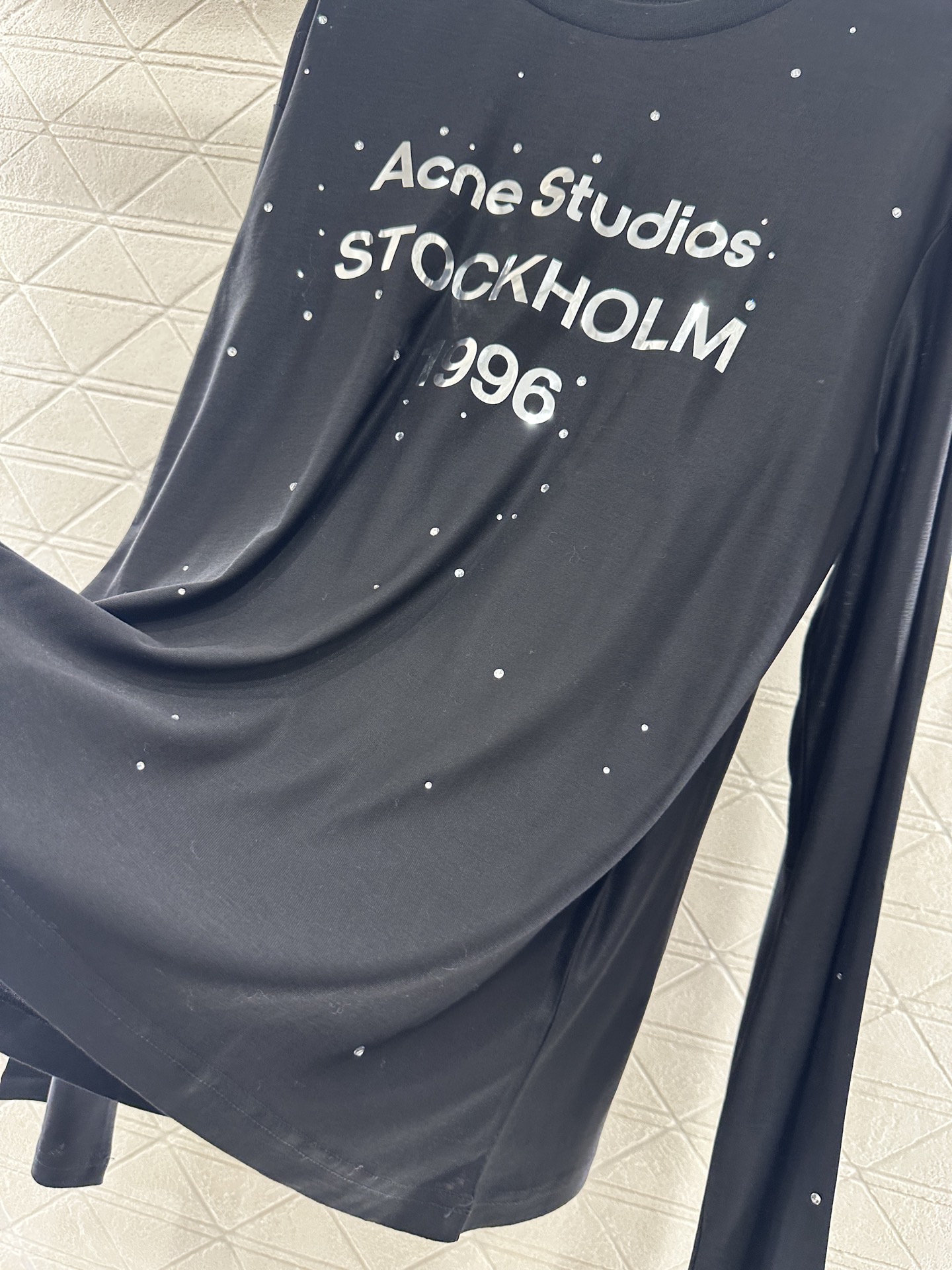 ♥Acne studio*♥2025新品上架 水钻字母长袖上衣定制YB斜纹全棉材质，质感舒适，弹力十足，
