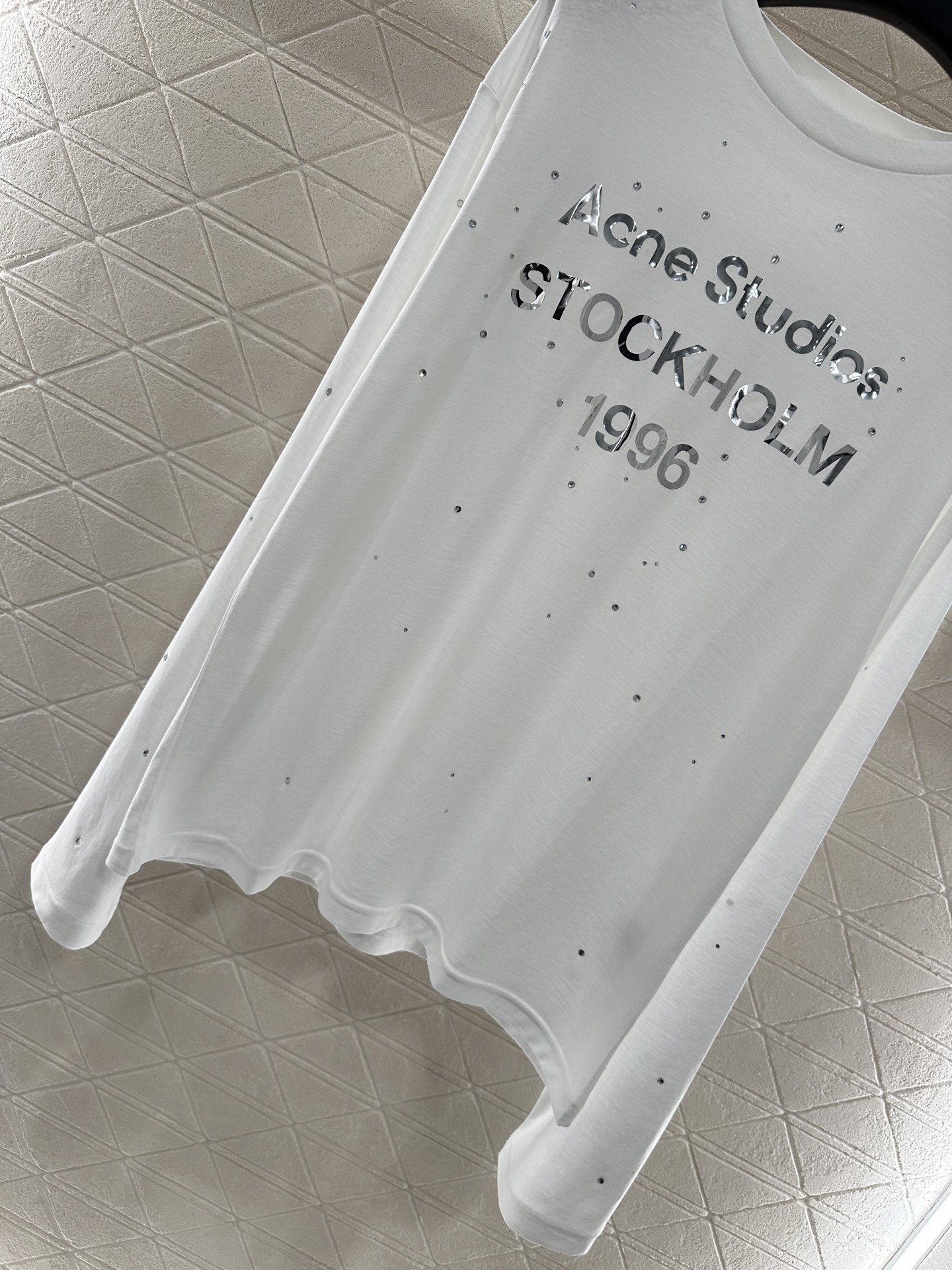 ♥Acne studio*♥2025新品上架 水钻字母长袖上衣定制YB斜纹全棉材质，质感舒适，弹力十足，