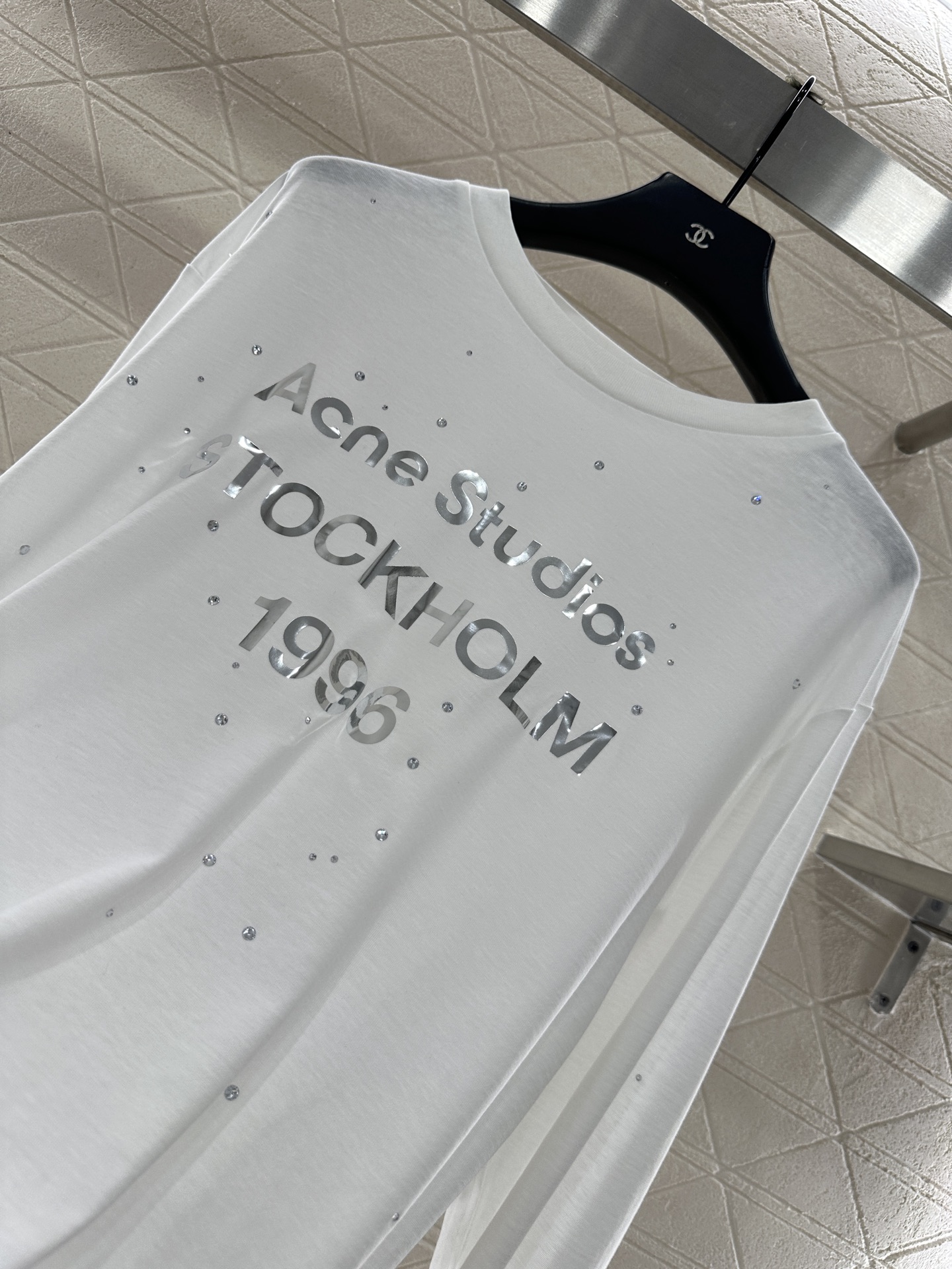 ♥Acne studio*♥2025新品上架 水钻字母长袖上衣定制YB斜纹全棉材质，质感舒适，弹力十足，