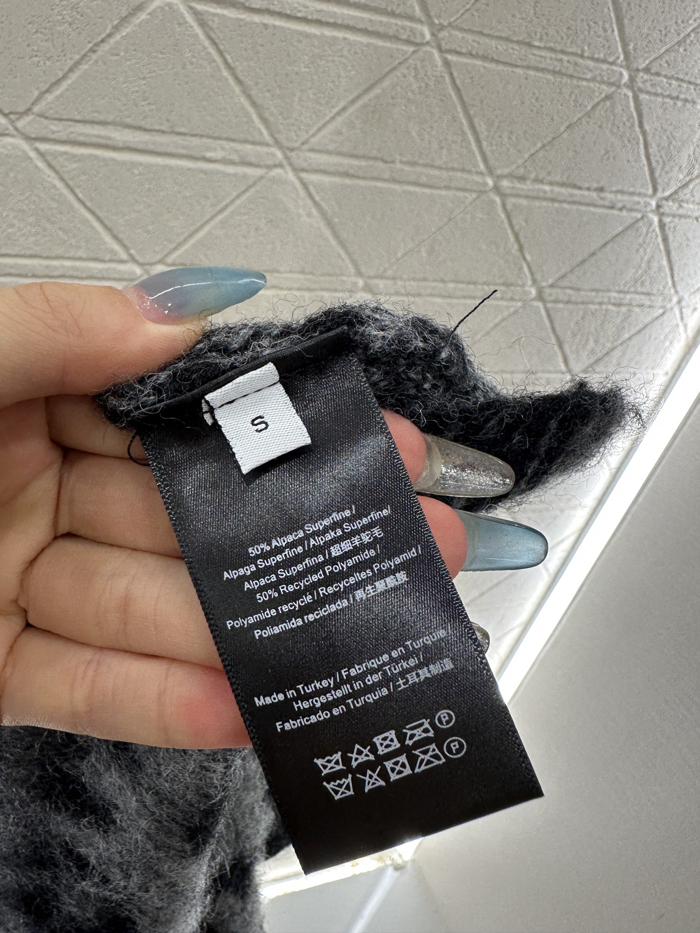 ♥Aninebin*♥2025新品上架 豹纹口袋针织开衫定制YB超细羊驼绒纱线织造，质感高级，舒适柔软，