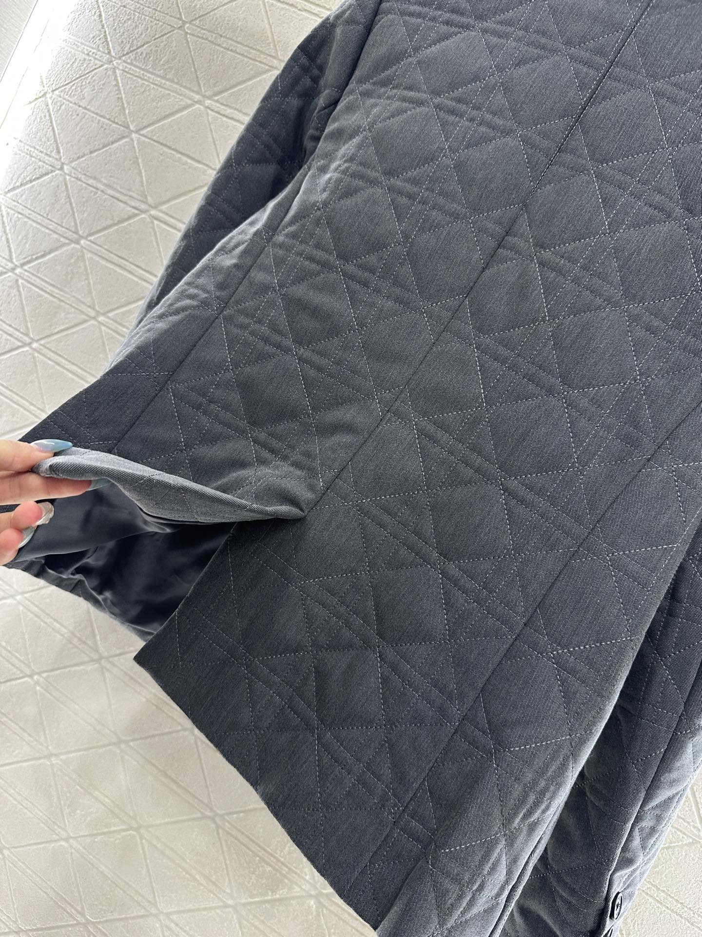 ♥Dio*♥2025新品上架 翻领藤格纹西装棉服定制YB防风防水尼龙材质，羽绒棉填充内里，整件轻盈保暖，