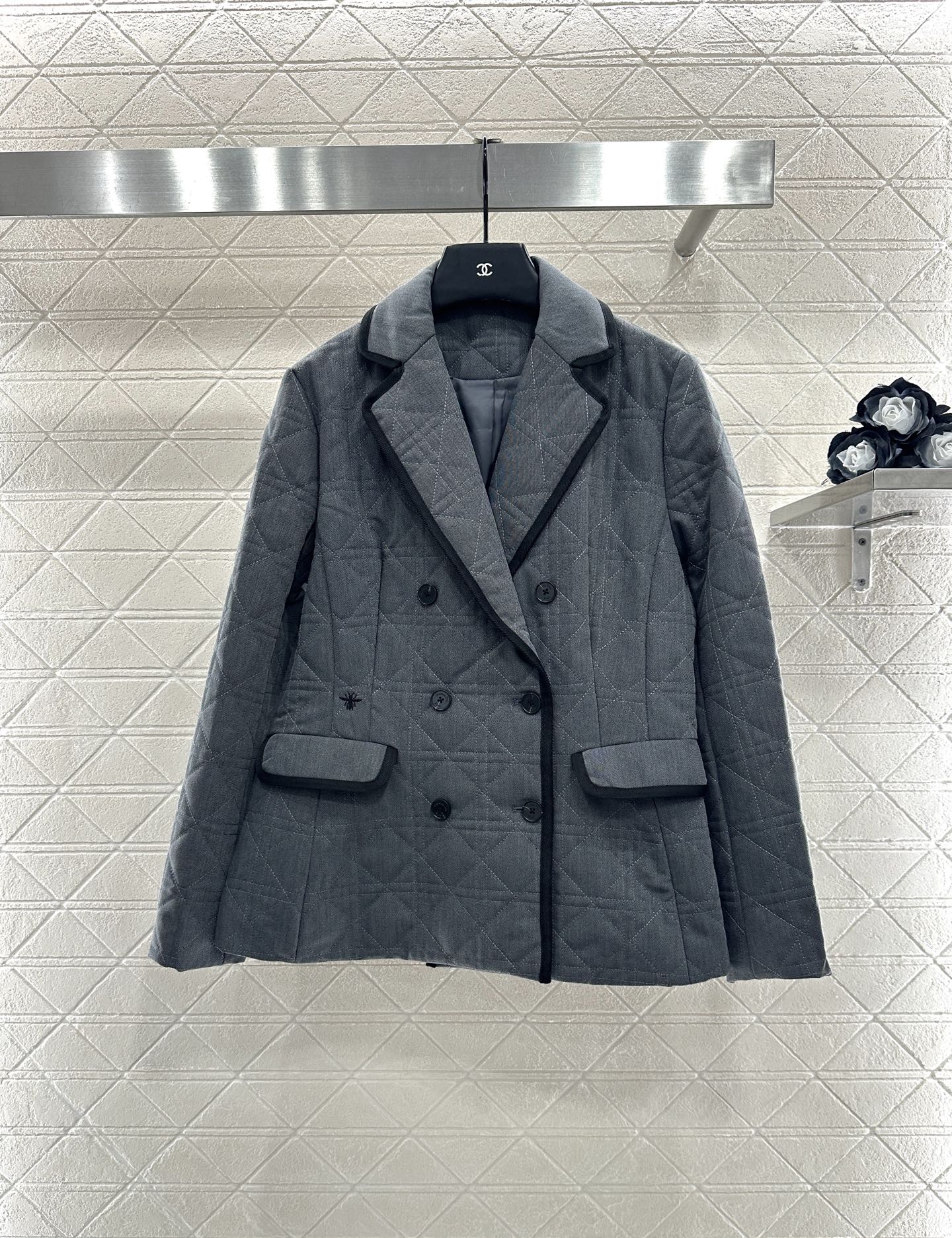 ♥Dio*♥2025新品上架 翻领藤格纹西装棉服定制YB防风防水尼龙材质，羽绒棉填充内里，整件轻盈保暖，