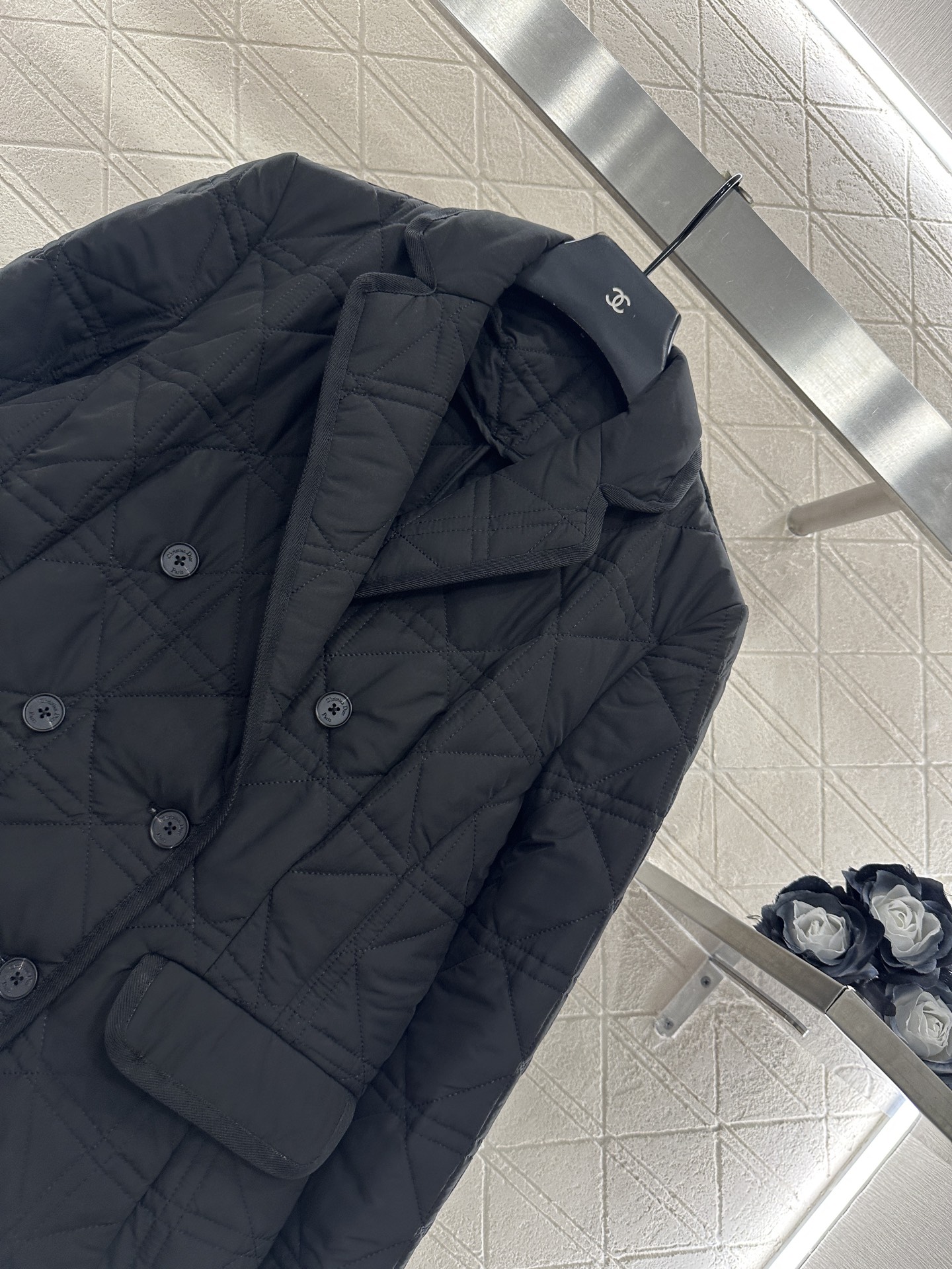 ♥Dio*♥2025新品上架 翻领藤格纹西装棉服定制YB防风防水尼龙材质，羽绒棉填充内里，整件轻盈保暖，