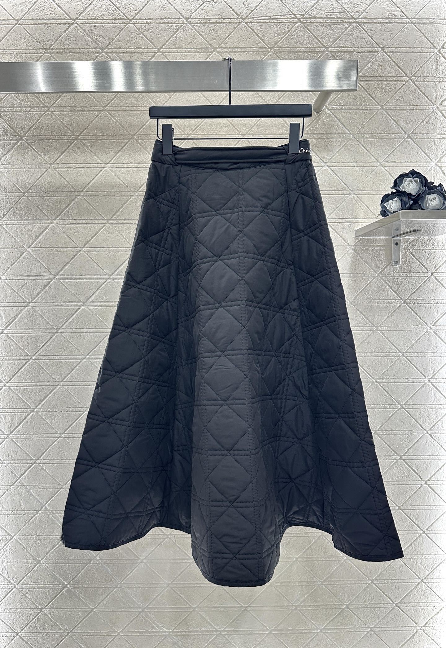 ♥Dio*♥2025新品上架 藤格纹棉服外套半裙套装定制YB防风防水尼龙材质，羽绒棉填充内里，整件轻盈保