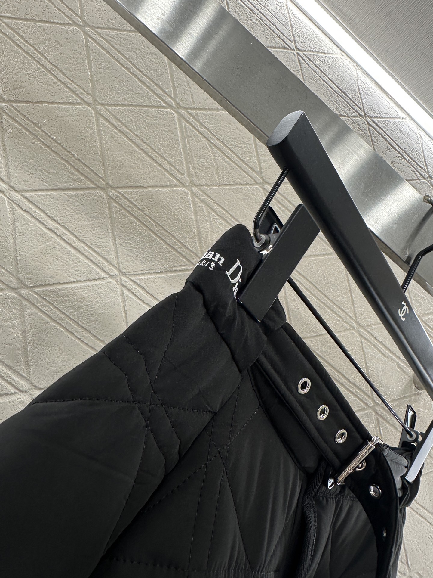 ♥Dio*♥2025新品上架 藤格纹棉服外套半裙套装定制YB防风防水尼龙材质，羽绒棉填充内里，整件轻盈保