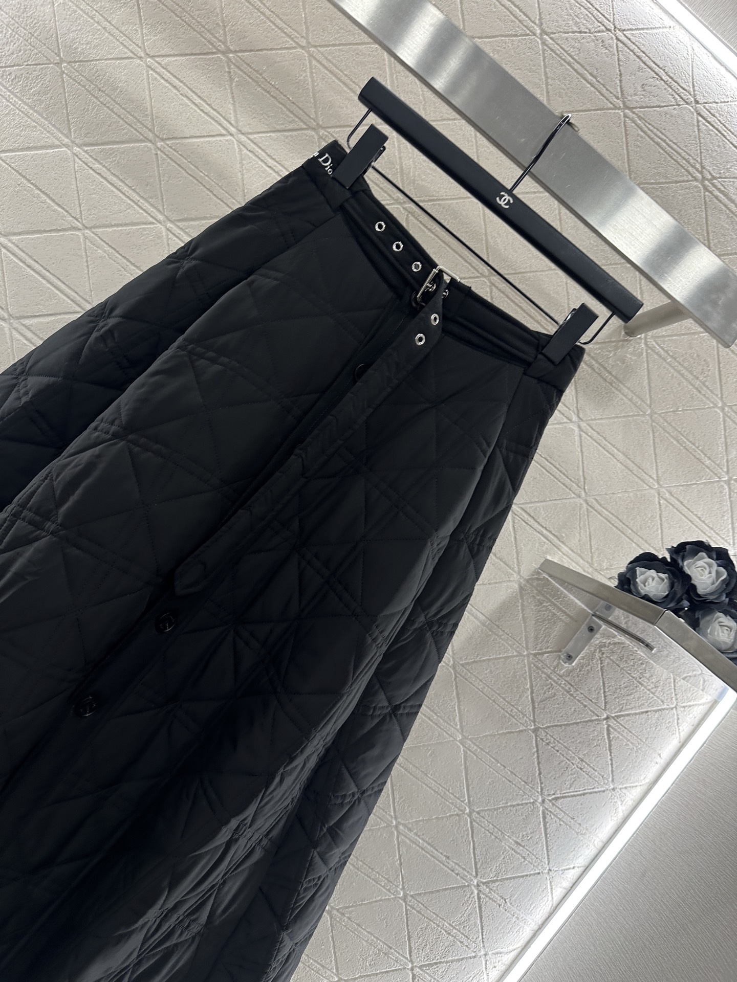 ♥Dio*♥2025新品上架 藤格纹棉服外套半裙套装定制YB防风防水尼龙材质，羽绒棉填充内里，整件轻盈保