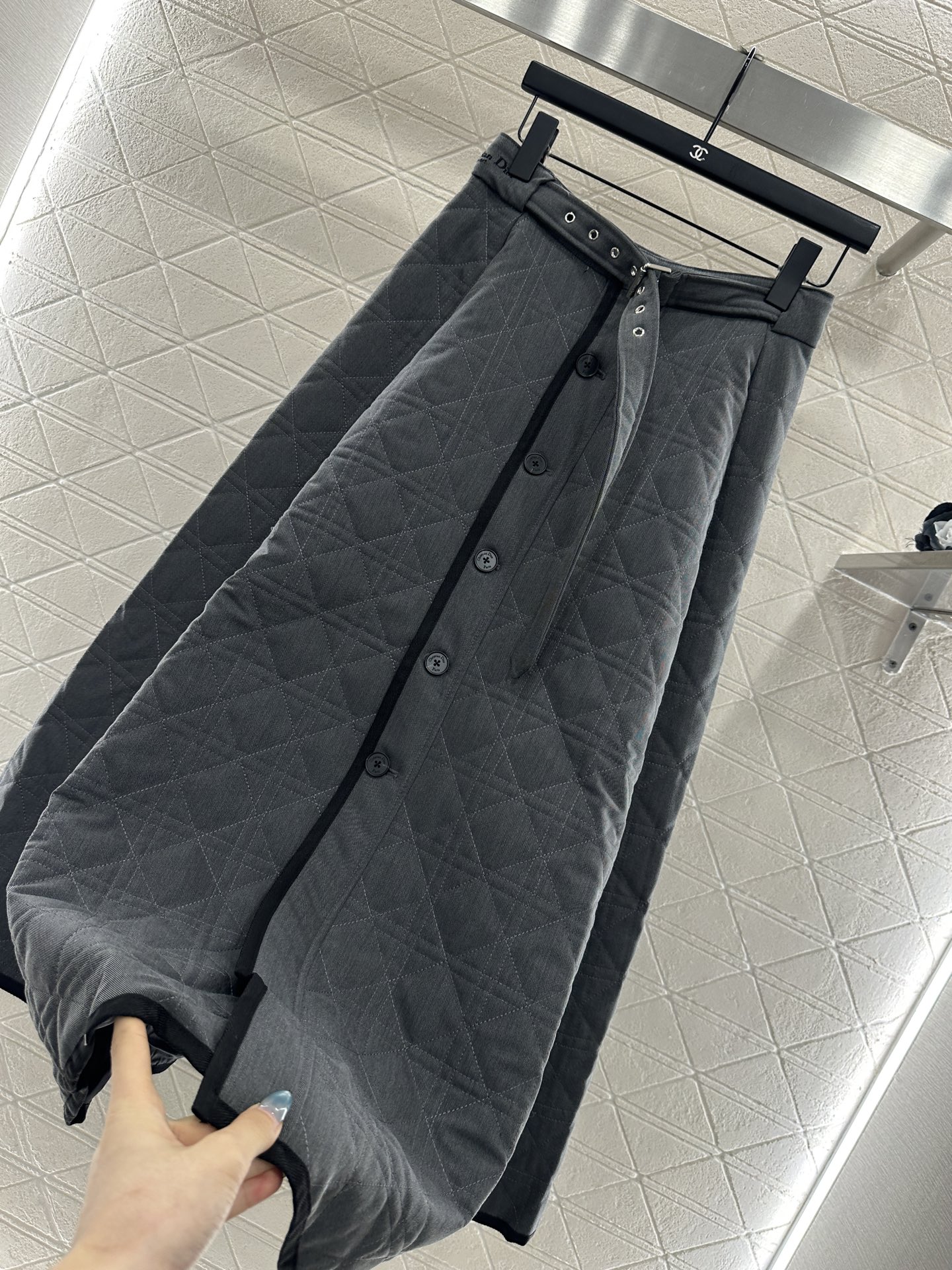 ♥Dio*♥2025新品上架 藤格纹棉服外套半裙套装定制YB防风防水尼龙材质，羽绒棉填充内里，整件轻盈保